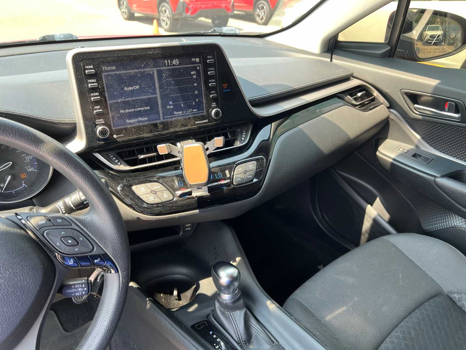 Thumbnail: 2020 Toyota C-HR - 31