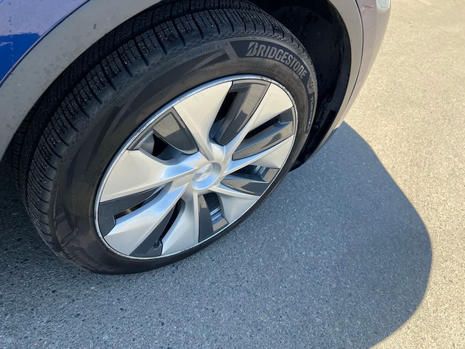 Thumbnail: 2020 Tesla Model Y - 24