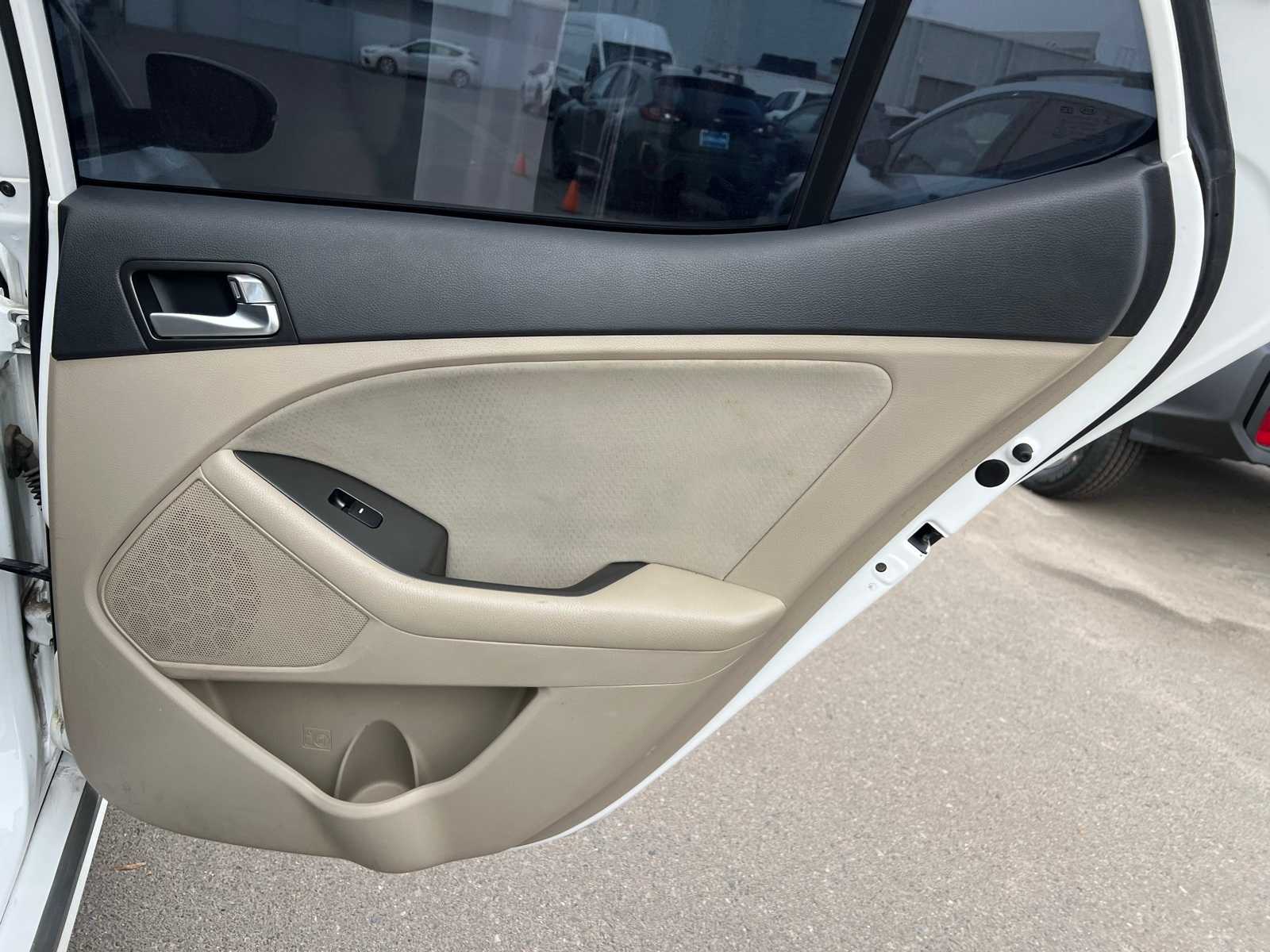 Thumbnail: 2016 Kia Optima - 23