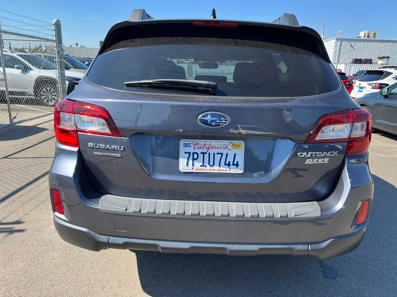 Thumbnail: 2016 Subaru Outback - 4