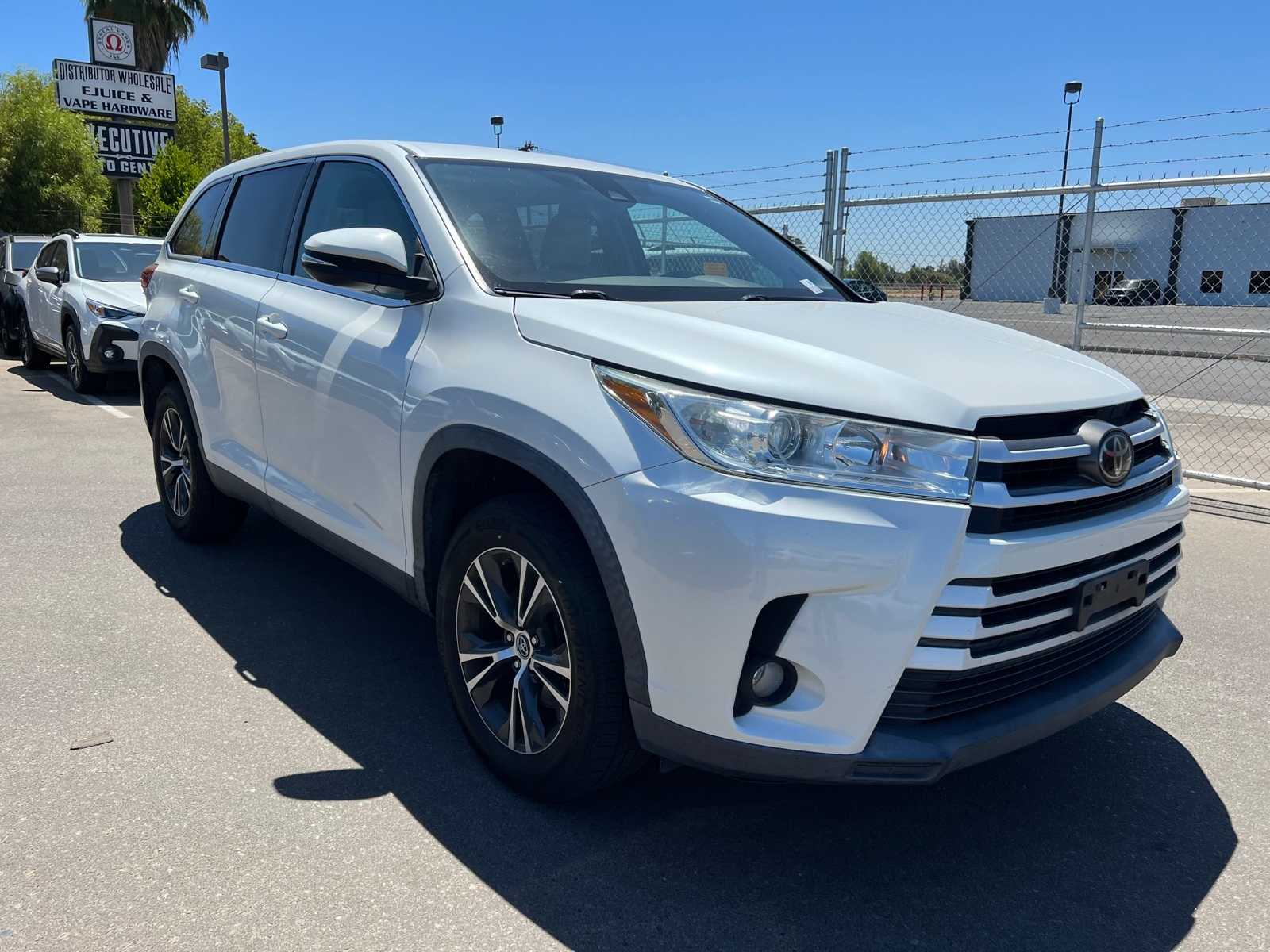Thumbnail: 2019 Toyota Highlander - 10