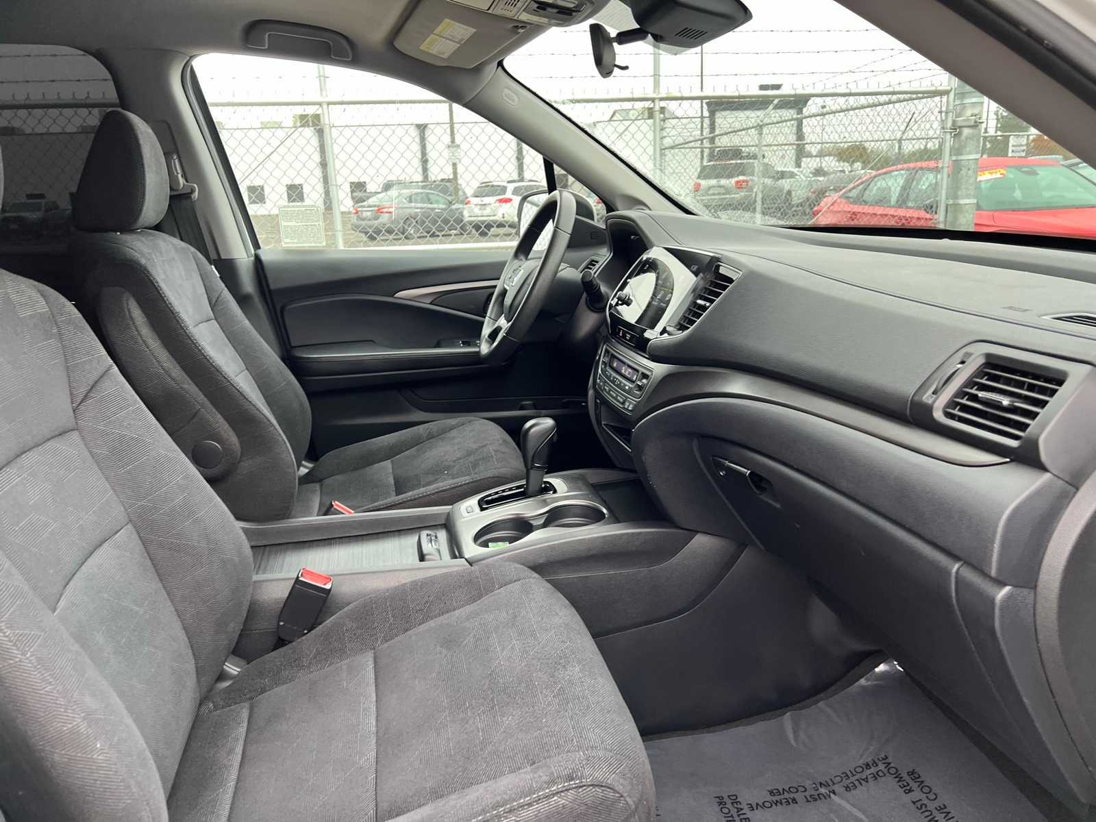 Thumbnail: 2020 Honda Pilot - 26