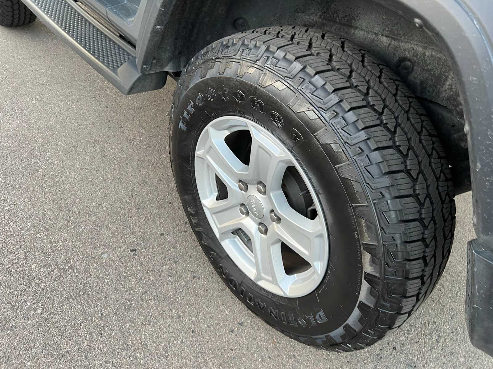 Thumbnail: 2020 Jeep Wrangler - 16