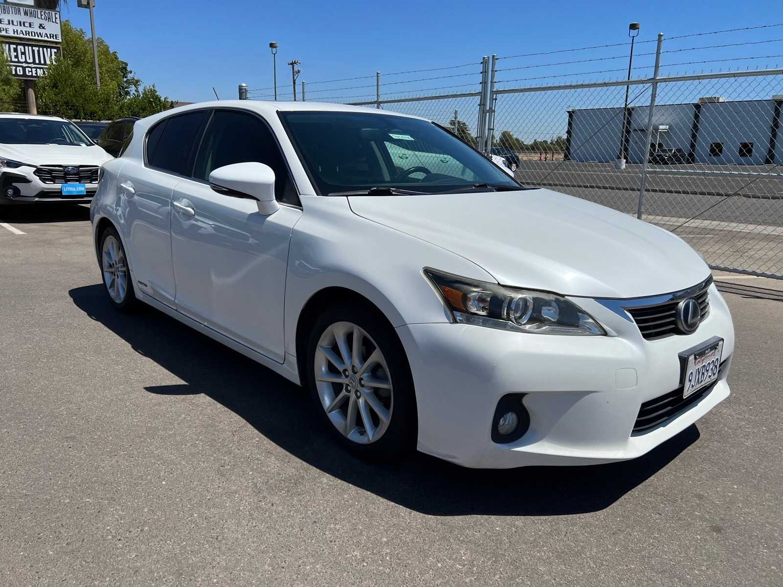 Thumbnail: 2013 Lexus CT - 9
