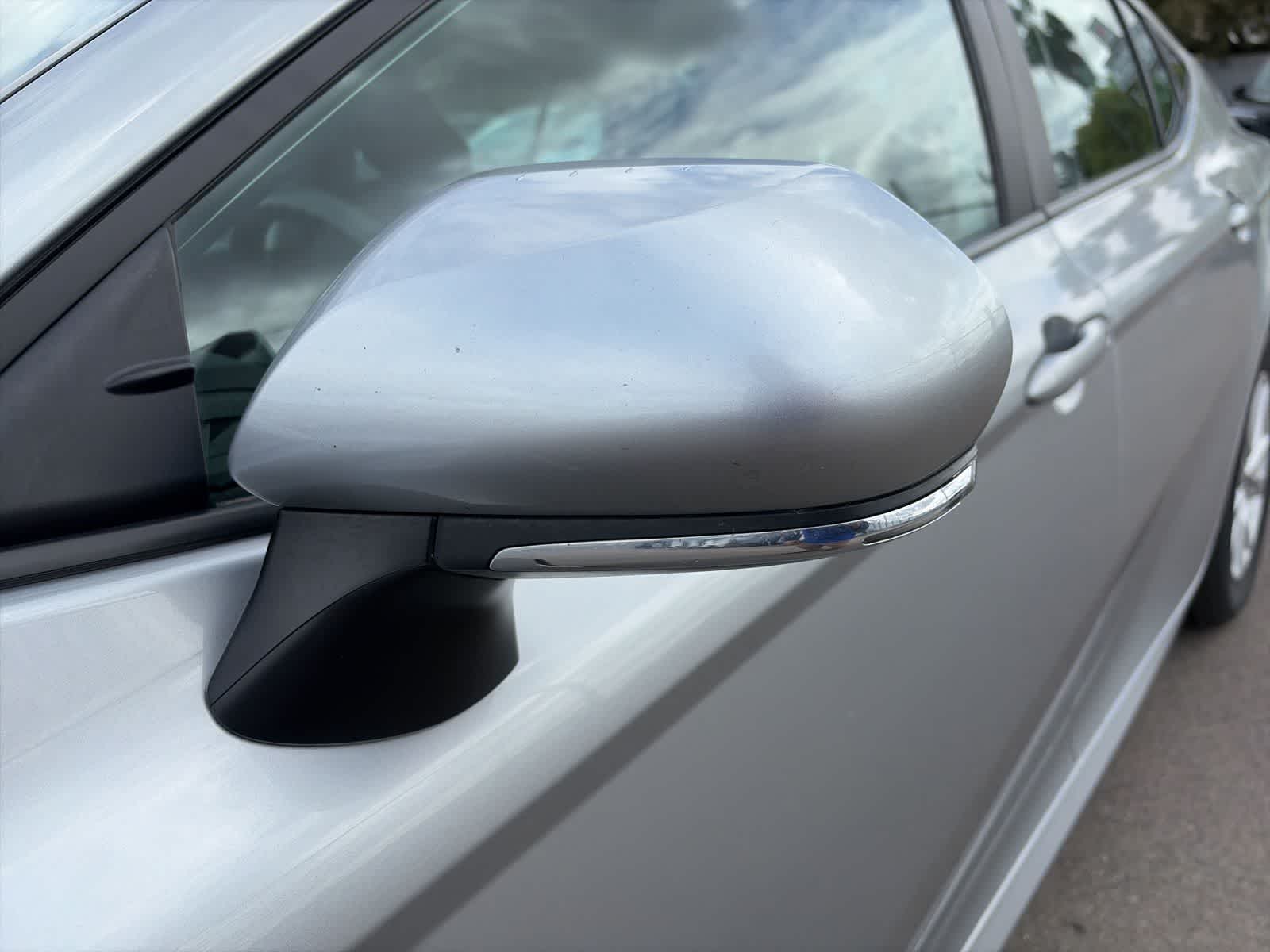 Thumbnail: 2025 Toyota Camry - 17