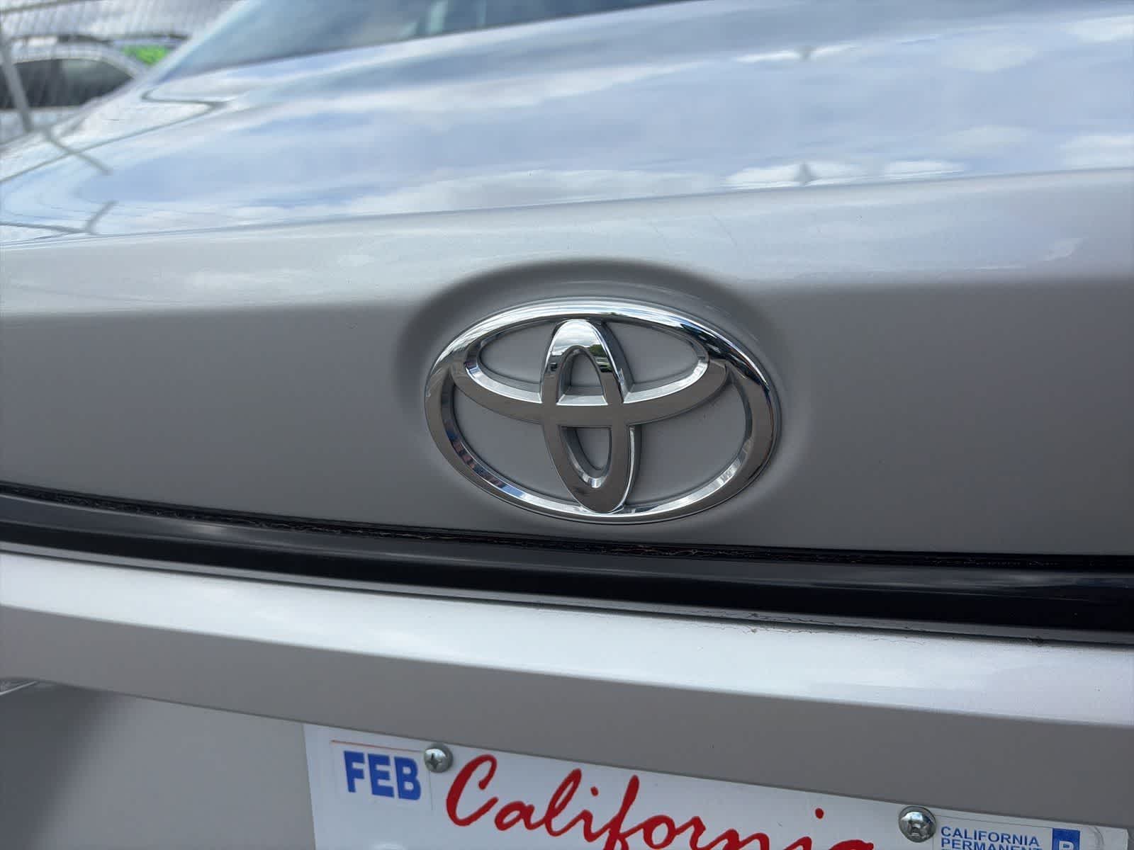 Thumbnail: 2023 Toyota Corolla - 16