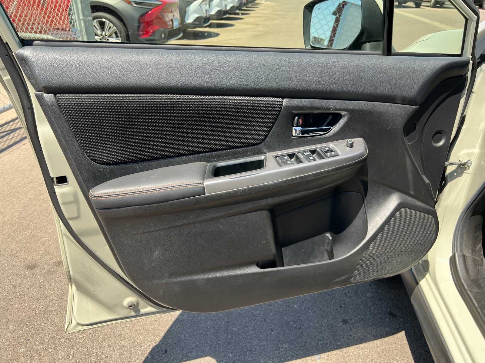 Thumbnail: 2017 Subaru Crosstrek - 16