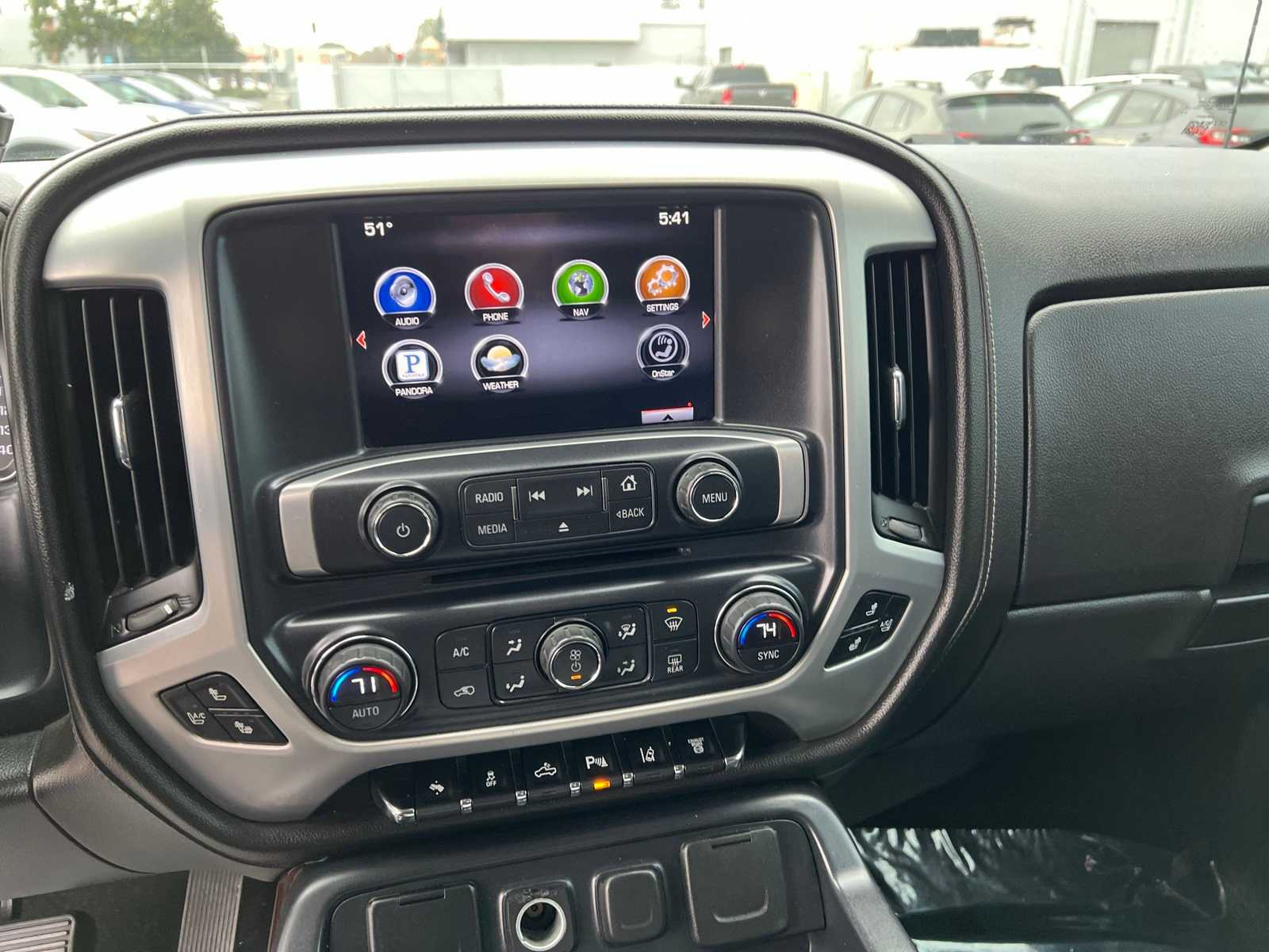 Thumbnail: 2015 GMC Sierra 2500 - 28