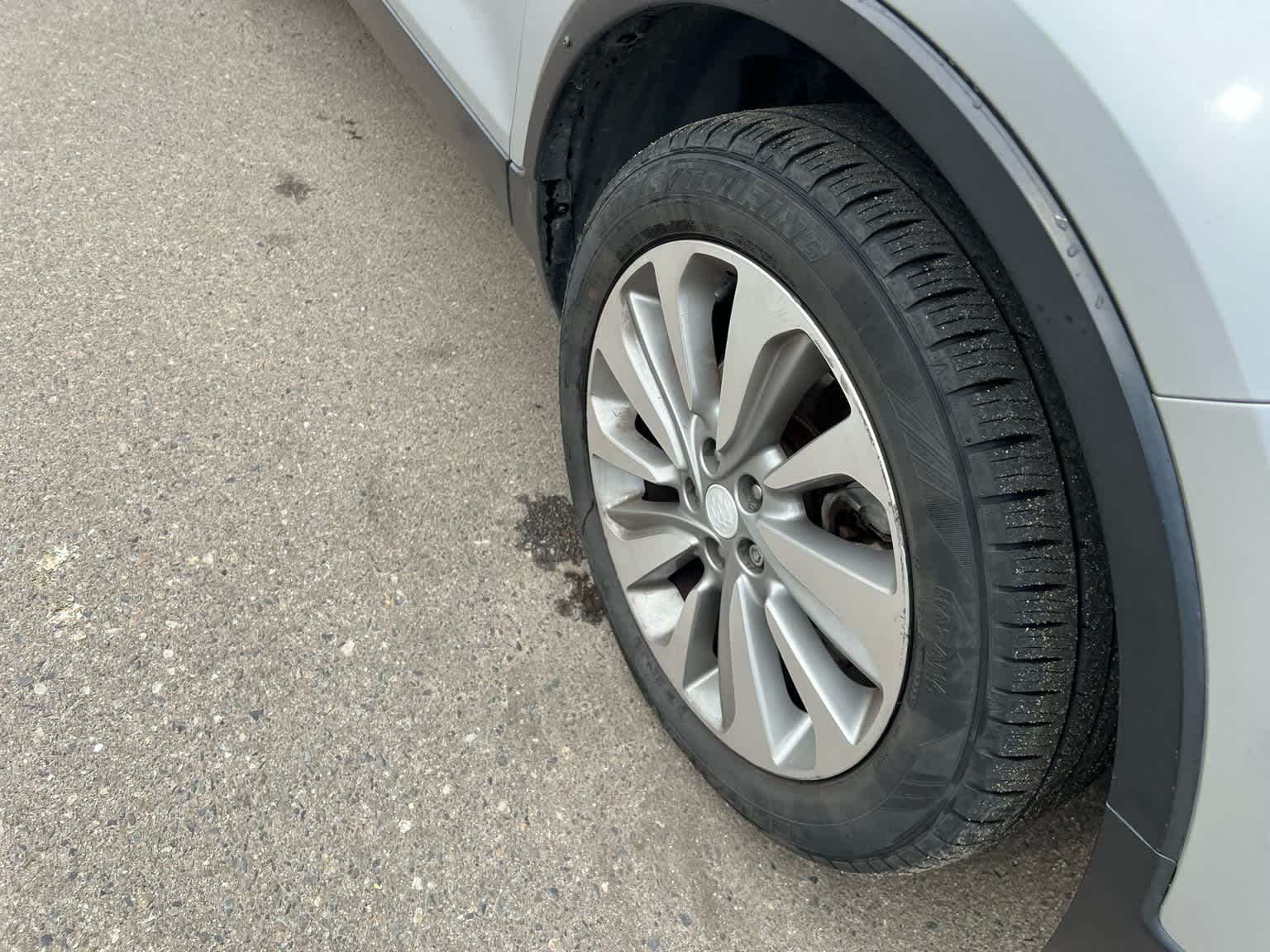 Thumbnail: 2019 Buick Encore - 23