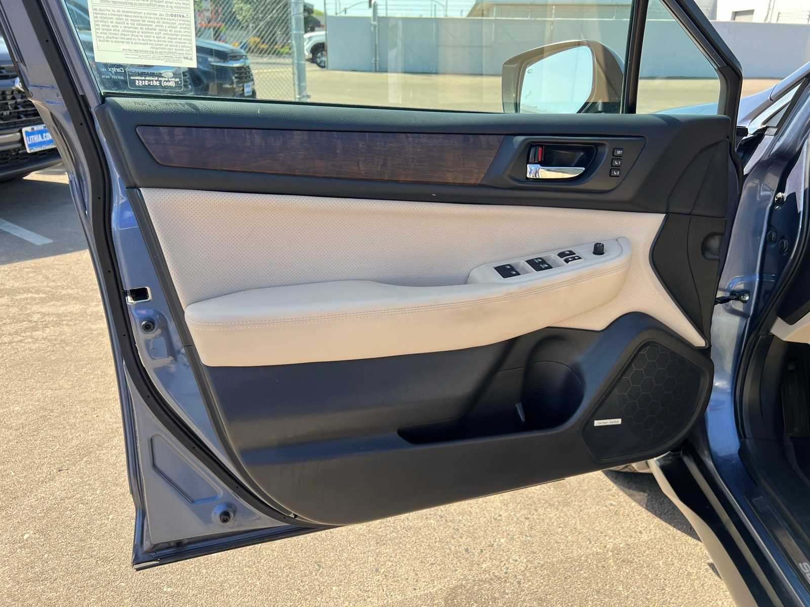 Thumbnail: 2017 Subaru Outback - 16