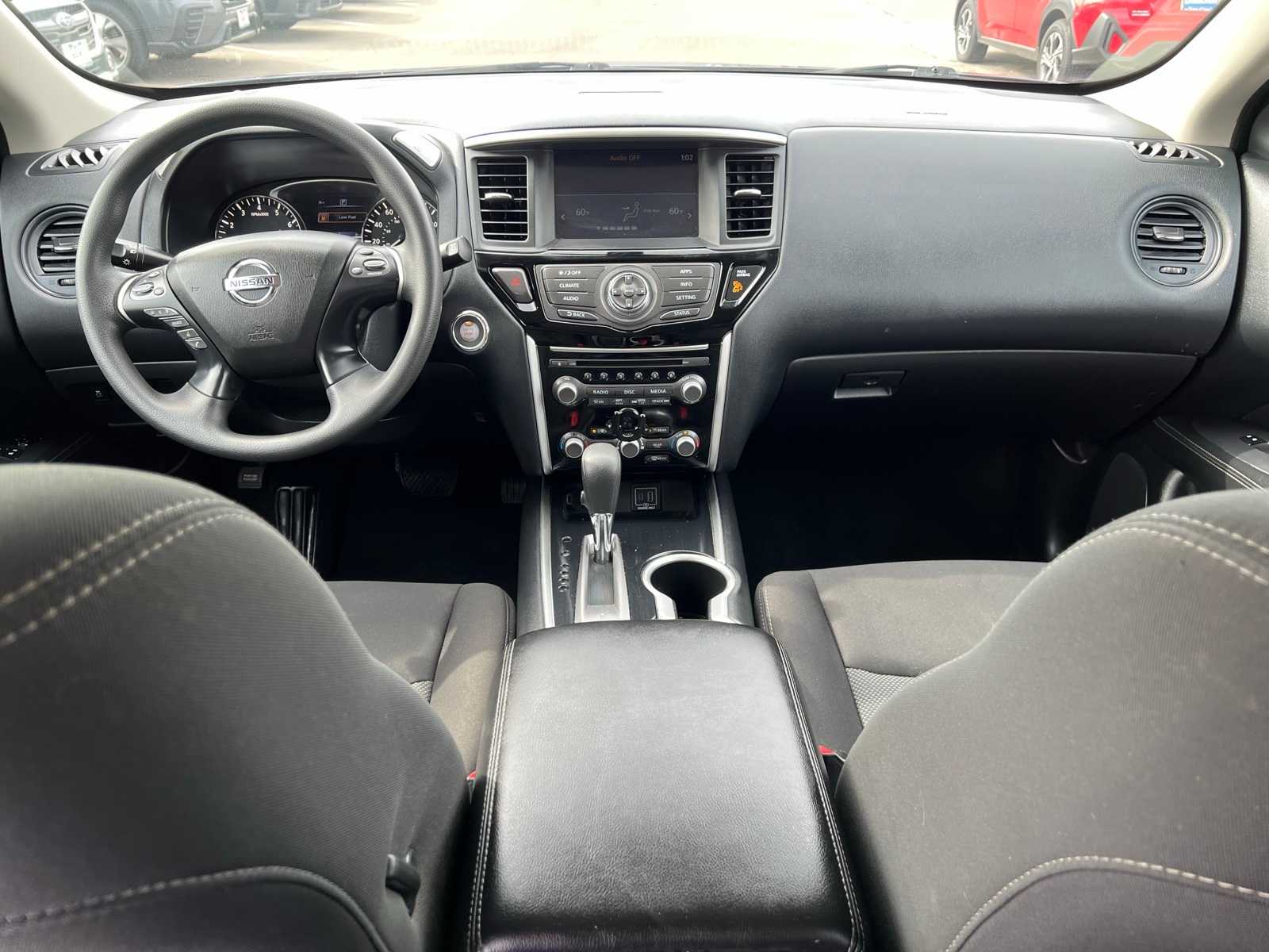 Thumbnail: 2020 Nissan Pathfinder - 28