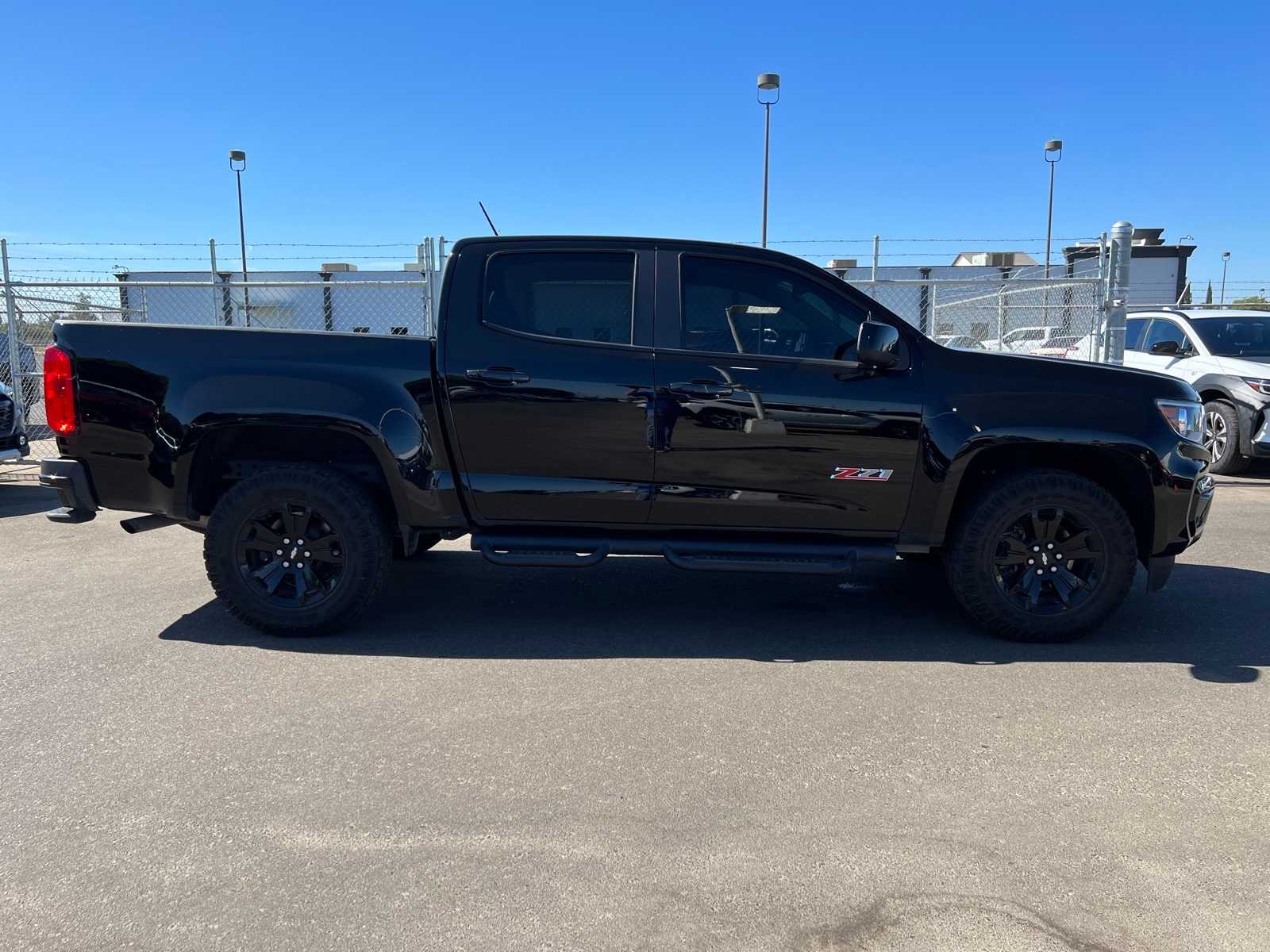 Thumbnail: 2021 Chevrolet Colorado - 10
