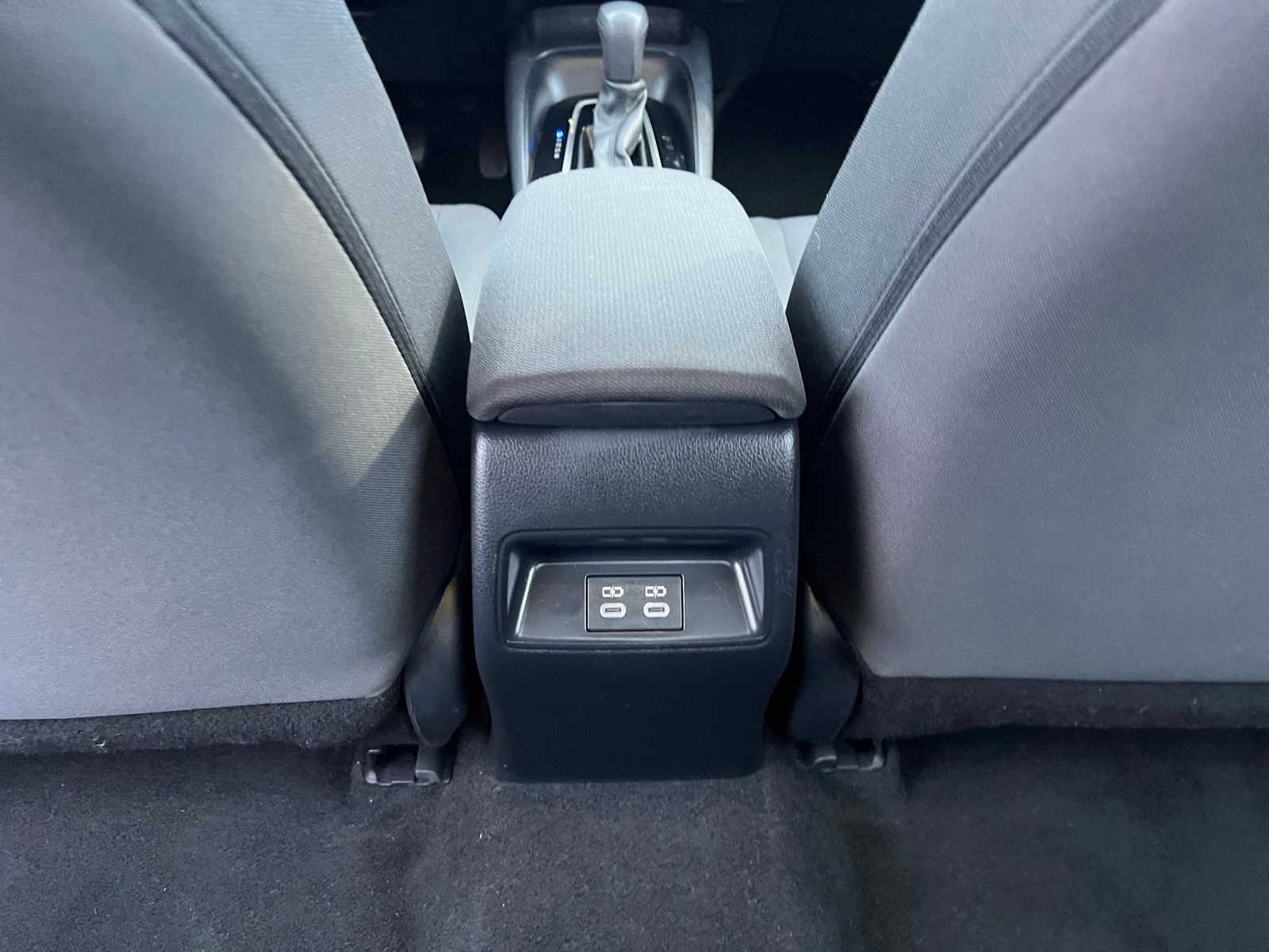 Thumbnail: 2023 Toyota Corolla - 32