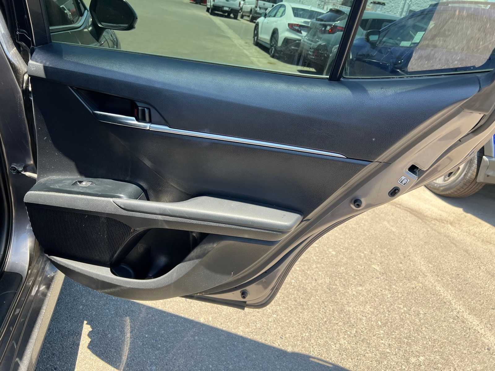 Thumbnail: 2019 Toyota Camry - 22