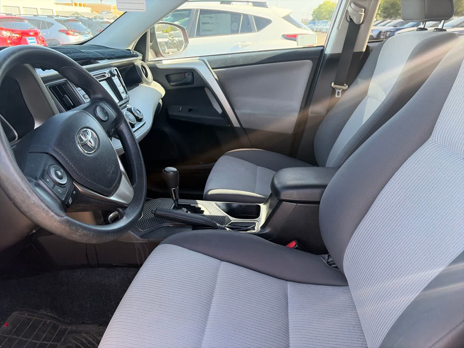 Thumbnail: 2014 Toyota RAV4 - 25