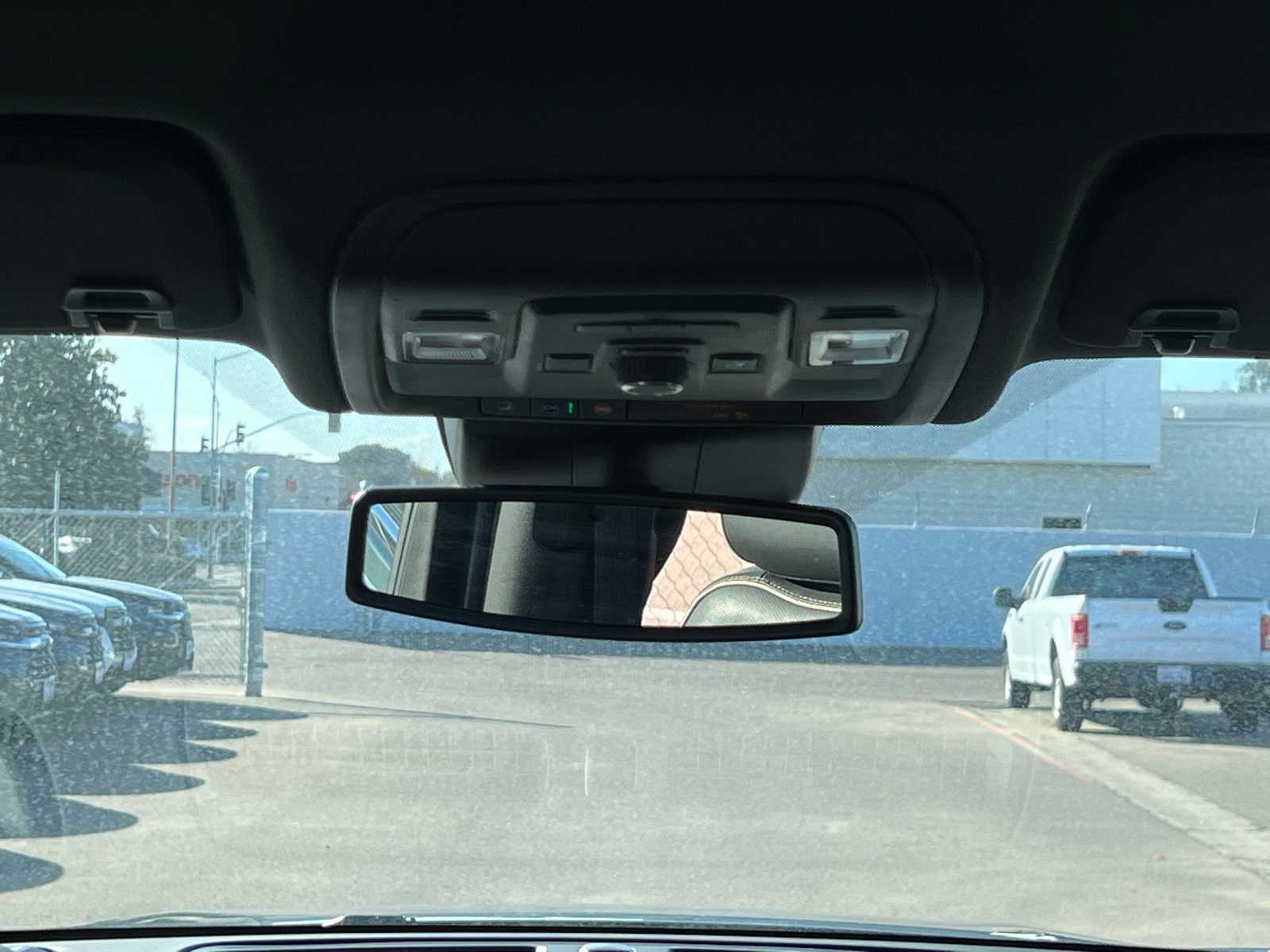 Thumbnail: 2023 Chevrolet Suburban - 29