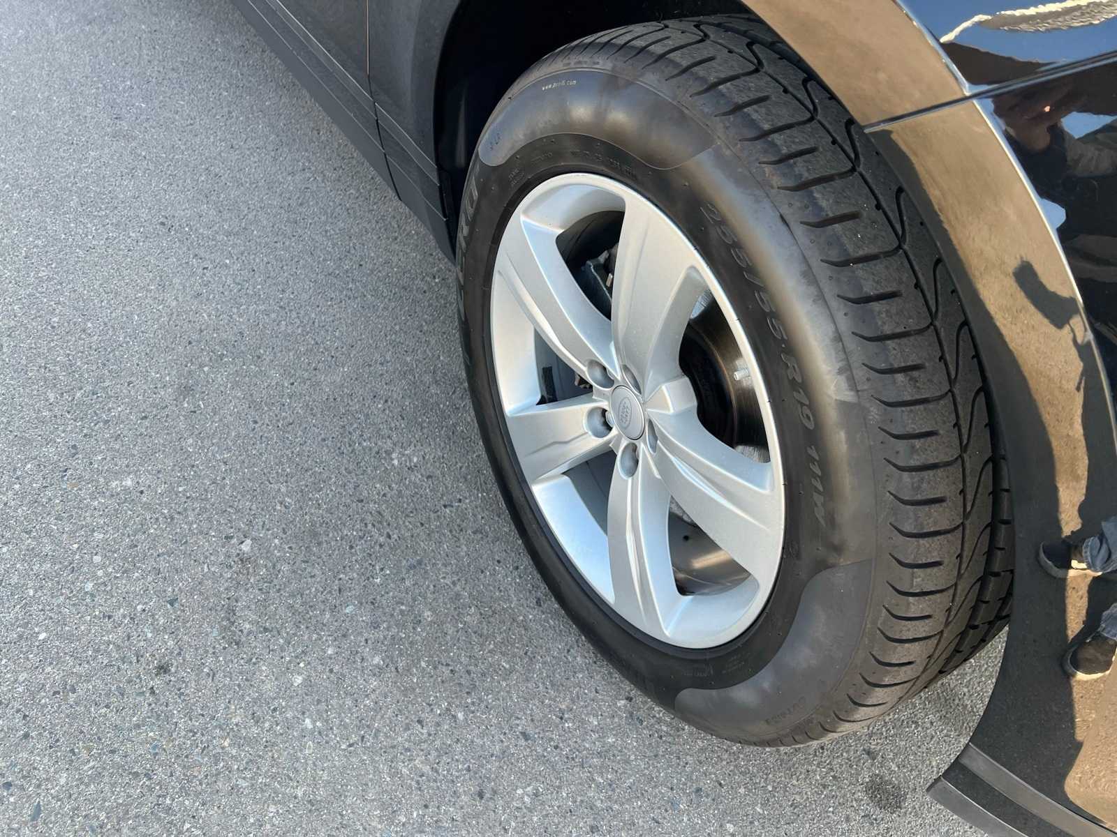 Thumbnail: 2020 Land Rover Range Rover Velar - 25