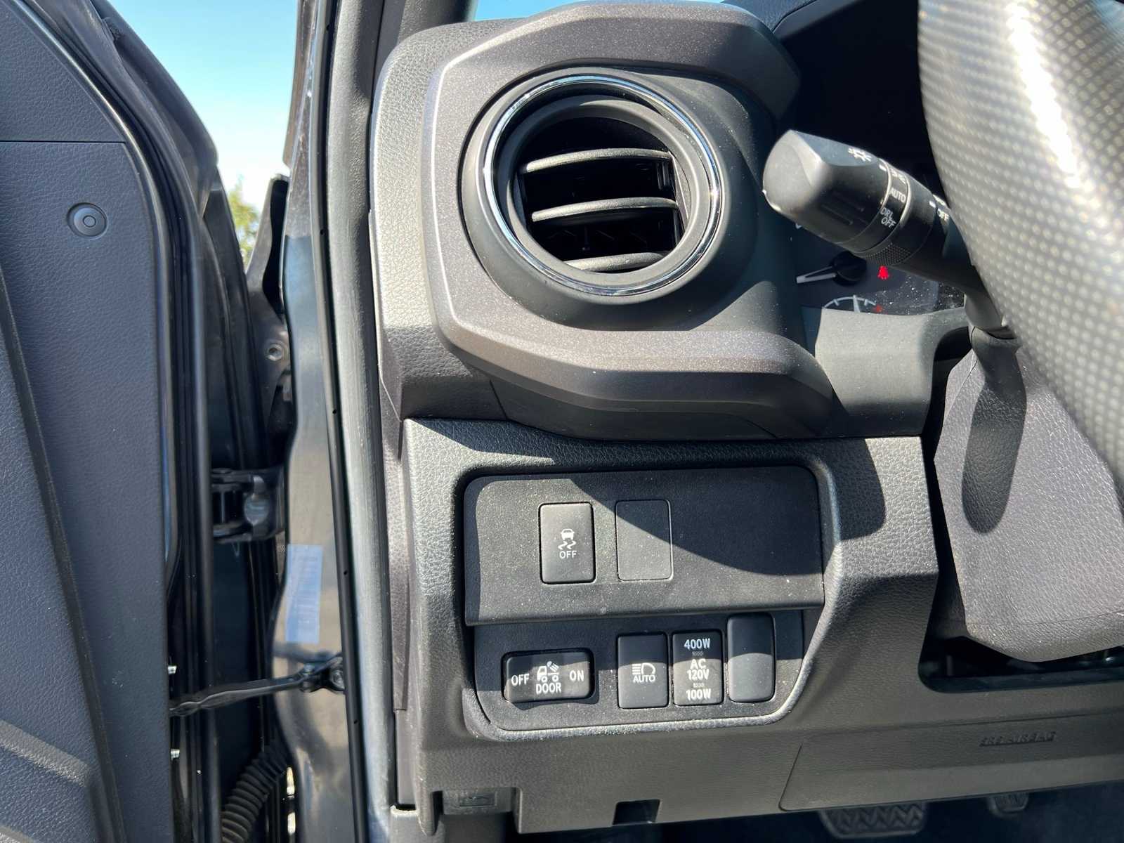 Thumbnail: 2023 Toyota Tacoma - 29