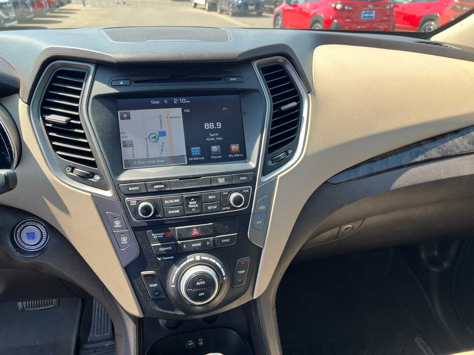 Thumbnail: 2017 Hyundai Santa Fe - 31