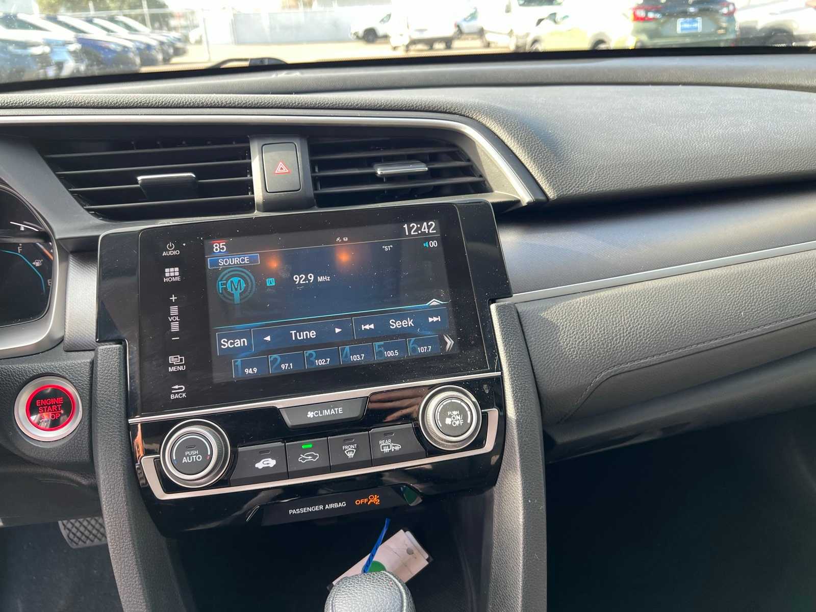 Thumbnail: 2016 Honda Civic - 33