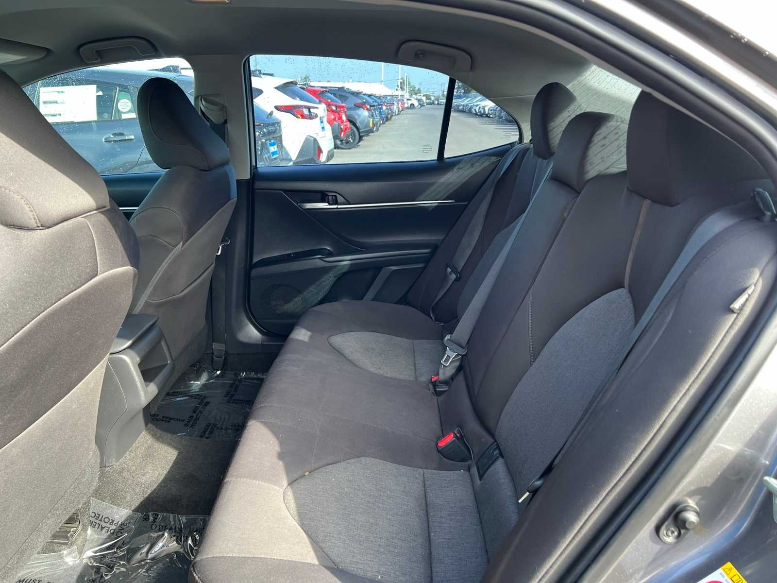 Thumbnail: 2018 Toyota Camry - 18