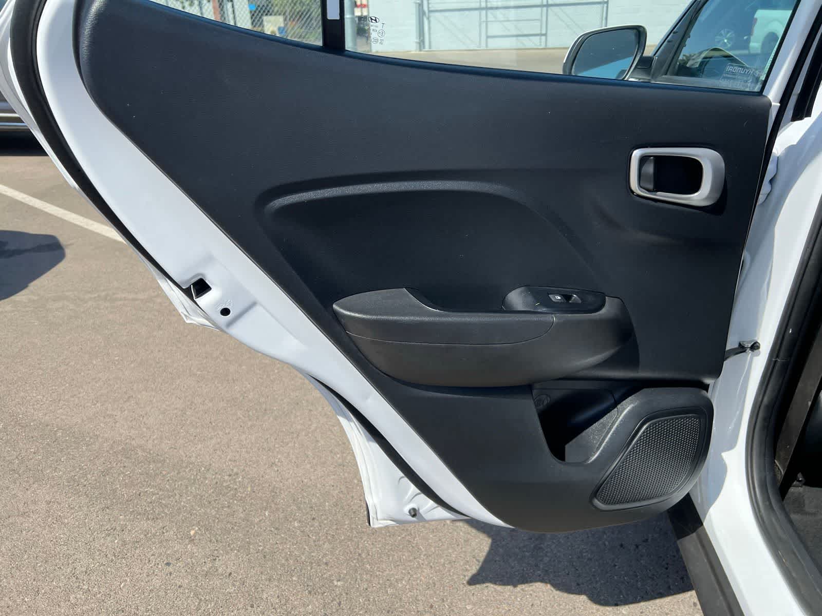 Thumbnail: 2023 Hyundai Venue - 18