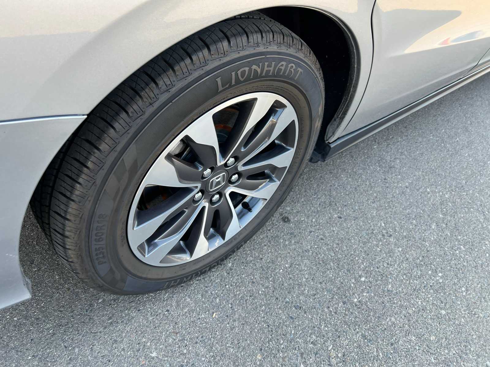 Thumbnail: 2024 Honda Odyssey - 20