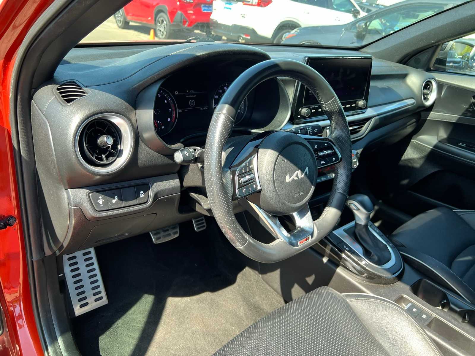Thumbnail: 2023 Kia Forte - 14