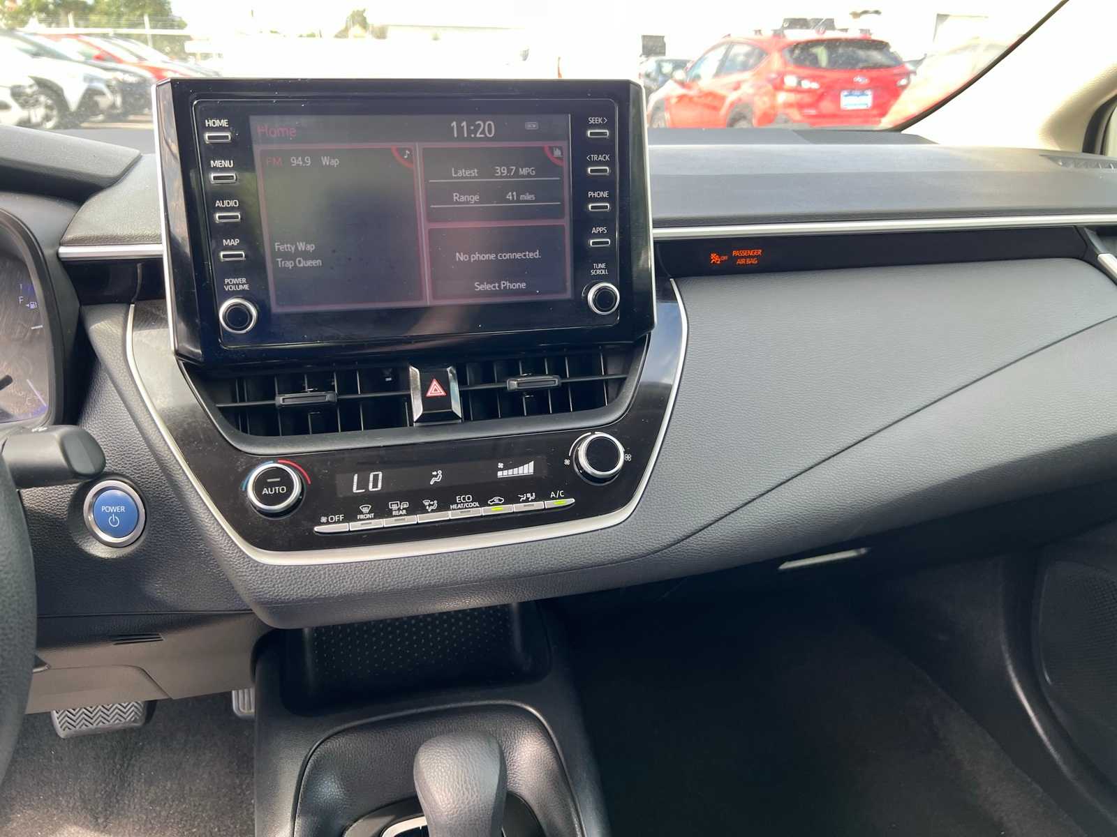 Thumbnail: 2020 Toyota Corolla - 30