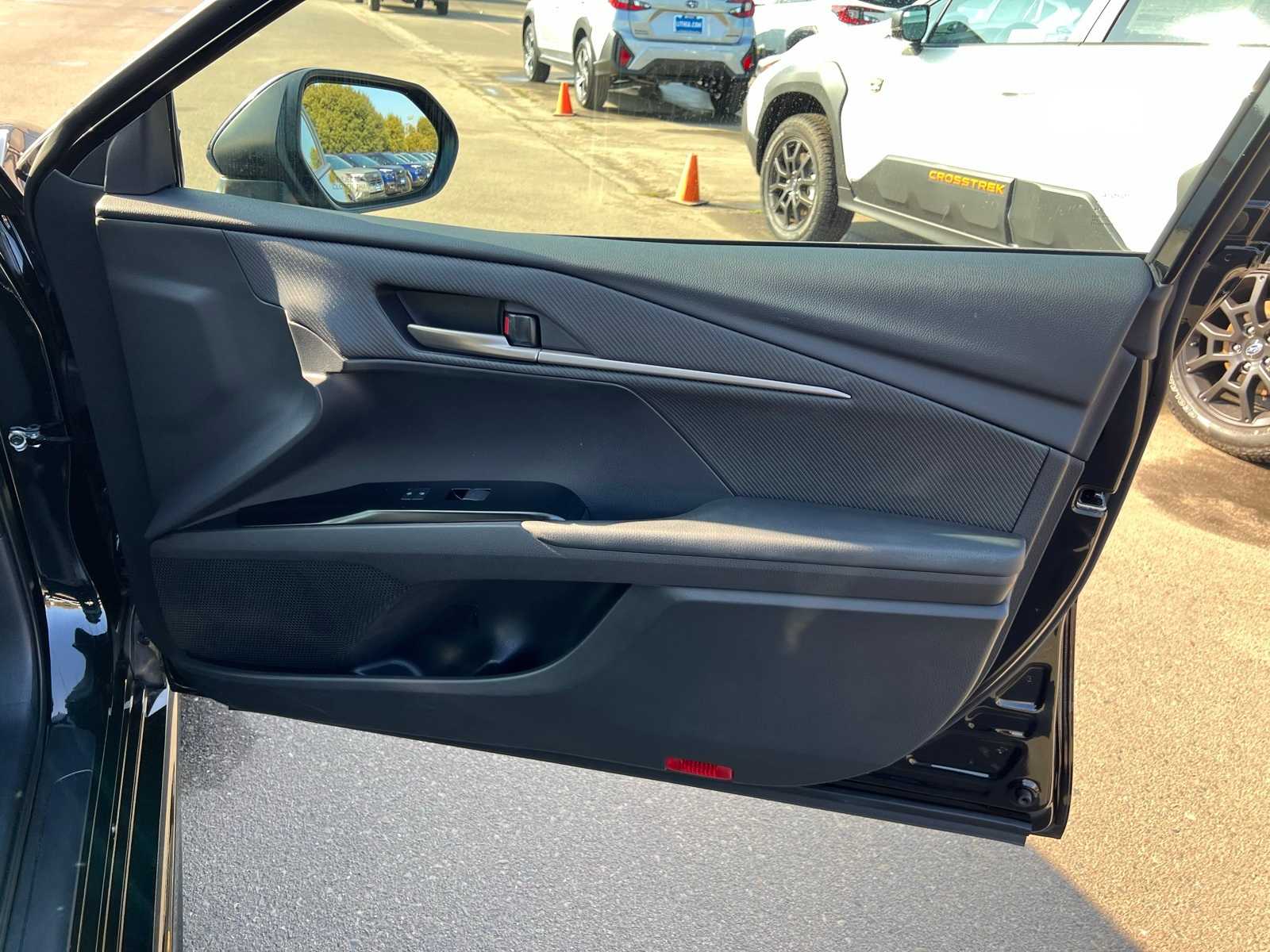 Thumbnail: 2025 Toyota Camry - 28