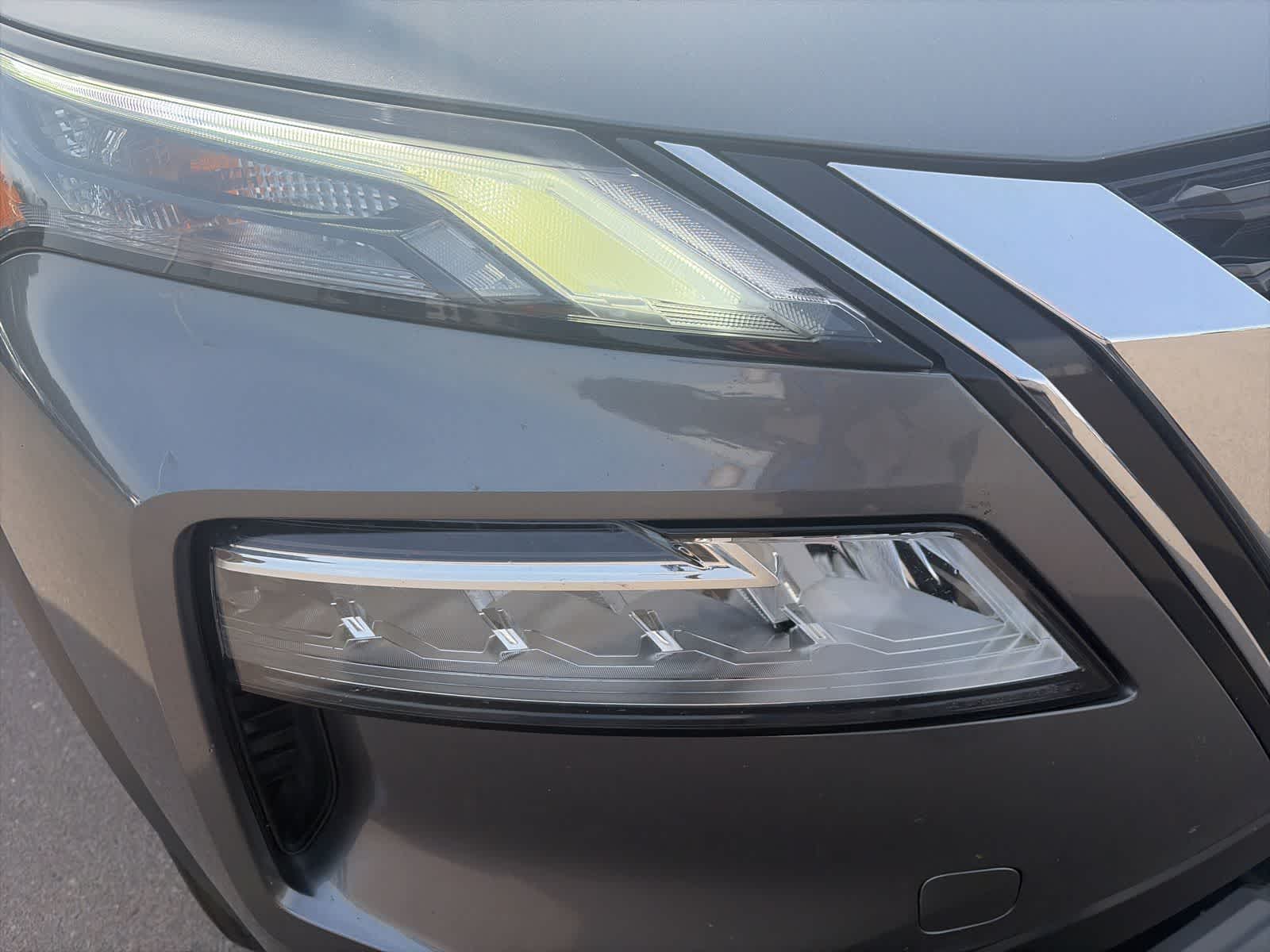 Thumbnail: 2023 Nissan Rogue - 4