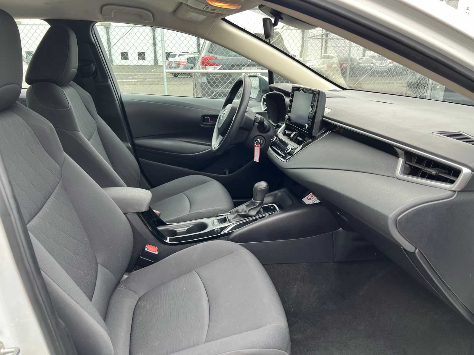 Thumbnail: 2022 Toyota Corolla - 27