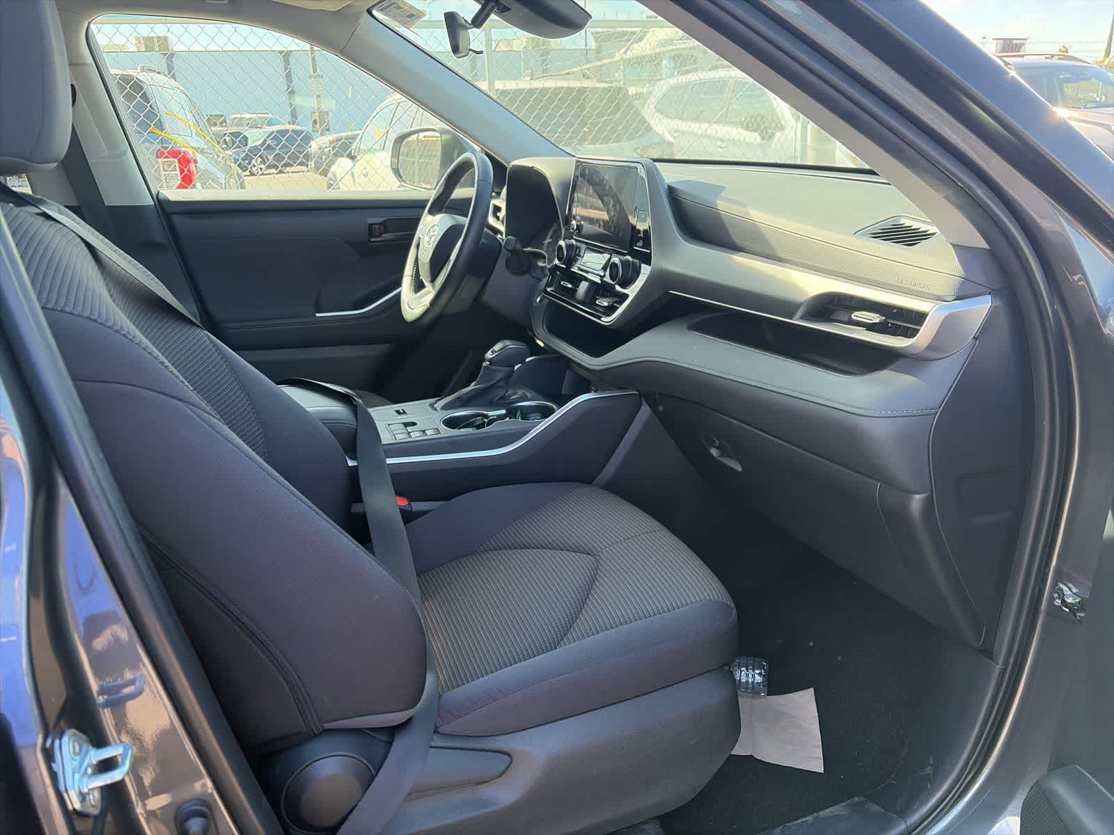 Thumbnail: 2025 Toyota Highlander - 7