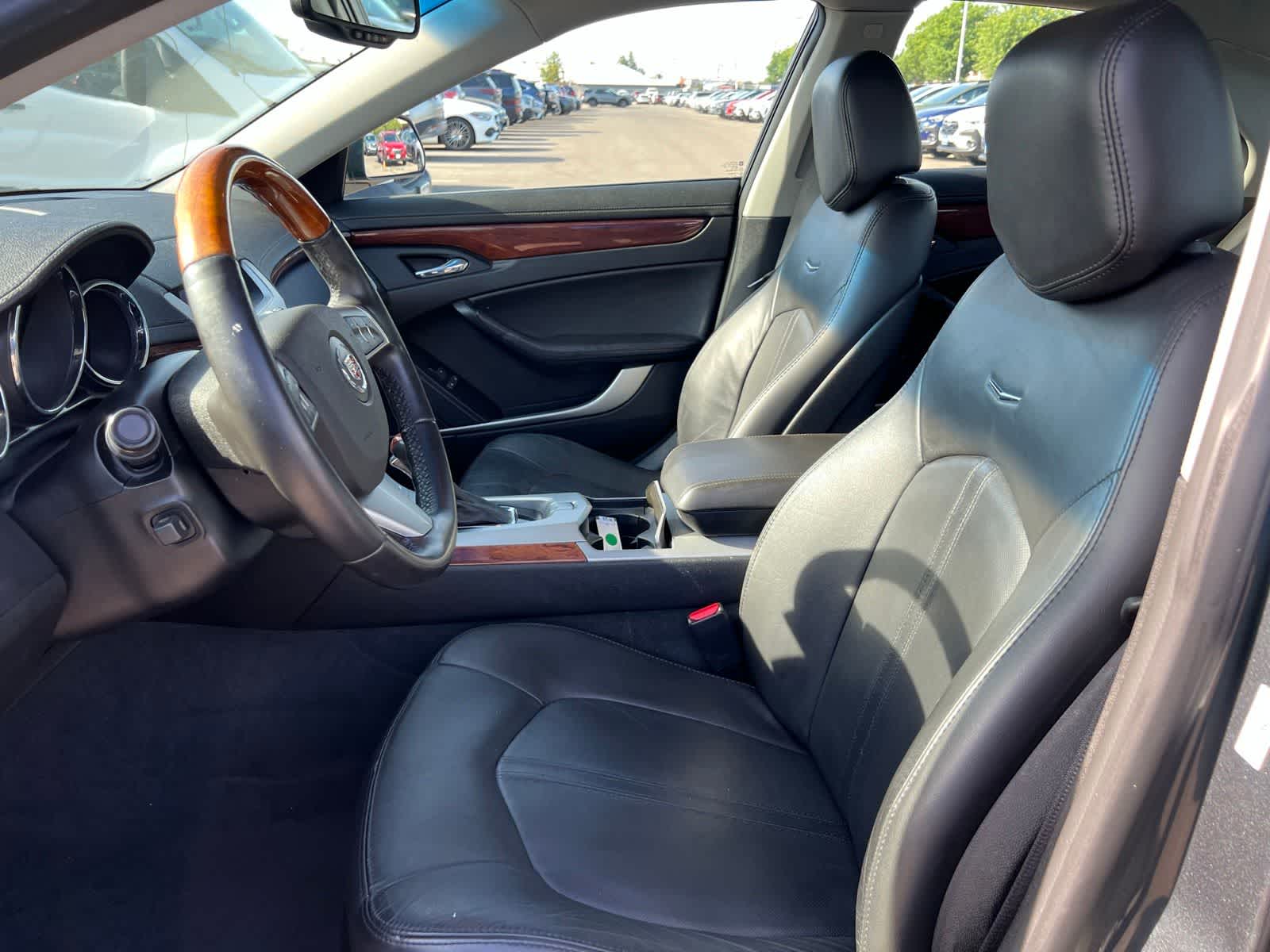 Thumbnail: 2010 Cadillac CTS - 15