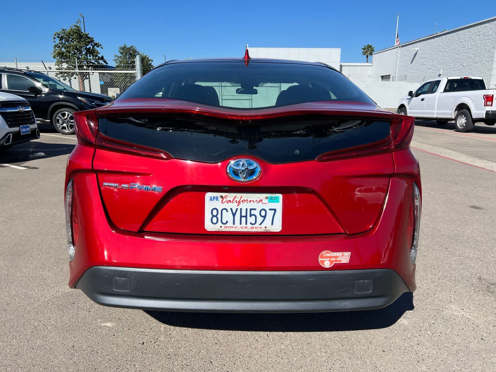 Thumbnail: 2017 Toyota Prius Prime - 4