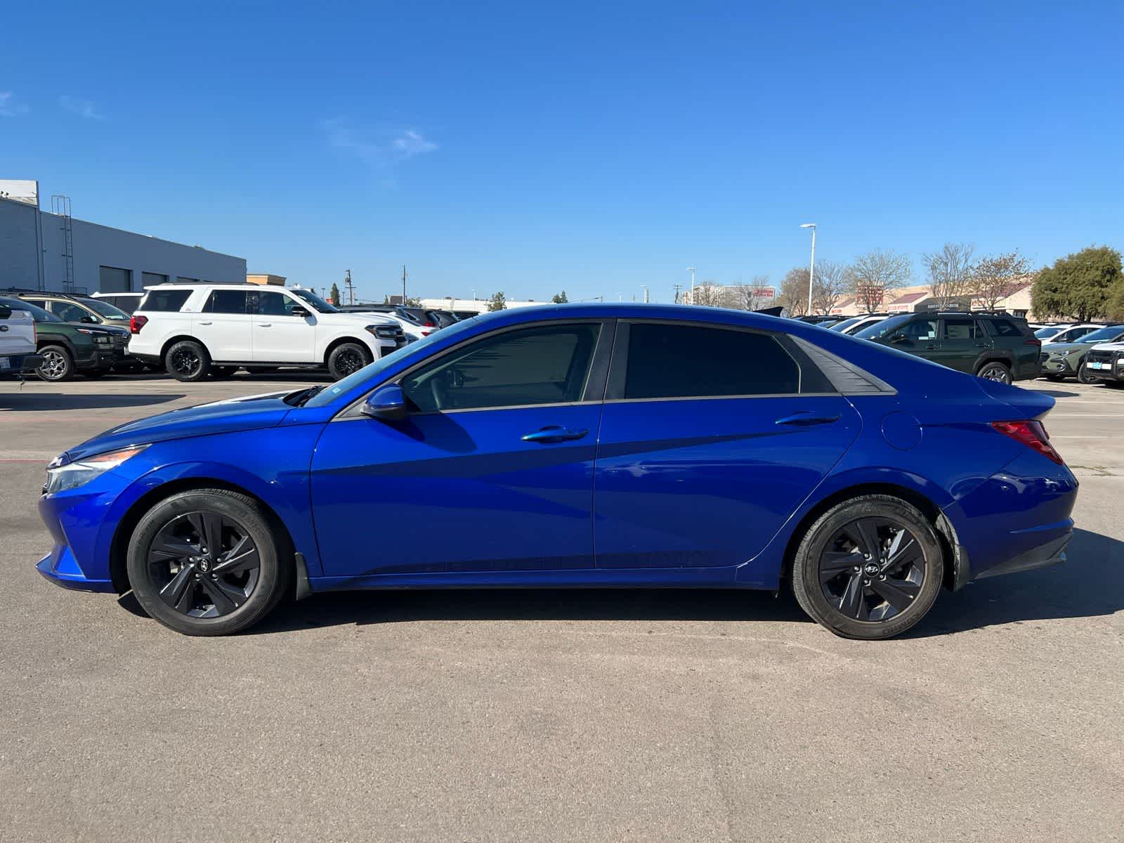 Thumbnail: 2023 Hyundai Elantra - 2