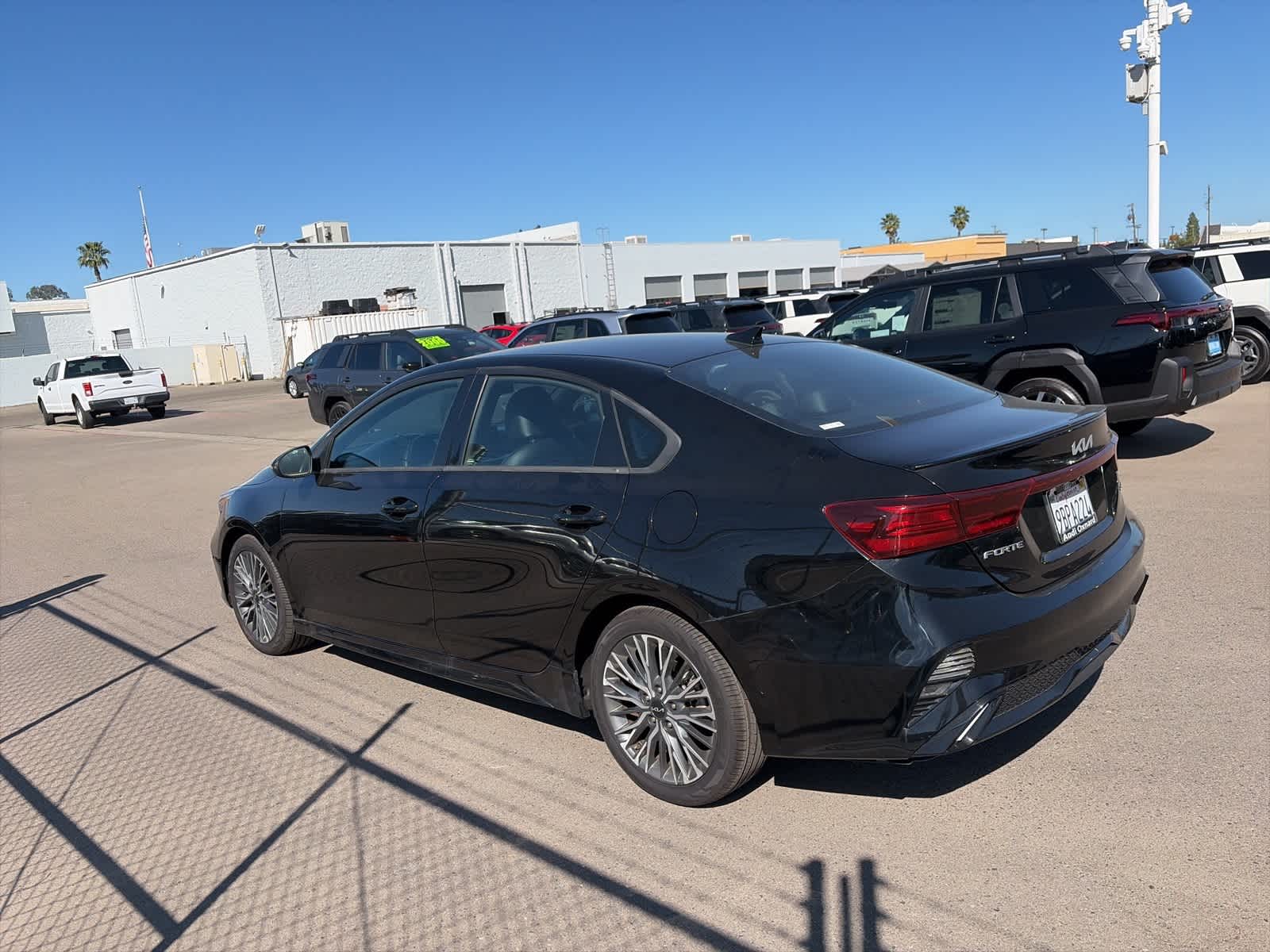 Thumbnail: 2022 Kia Forte - 16