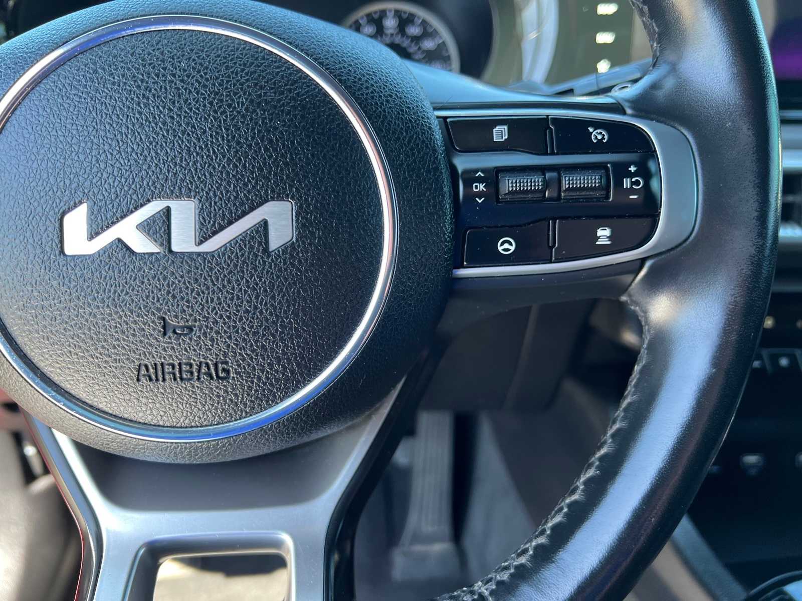 Thumbnail: 2022 Kia K5 - 36