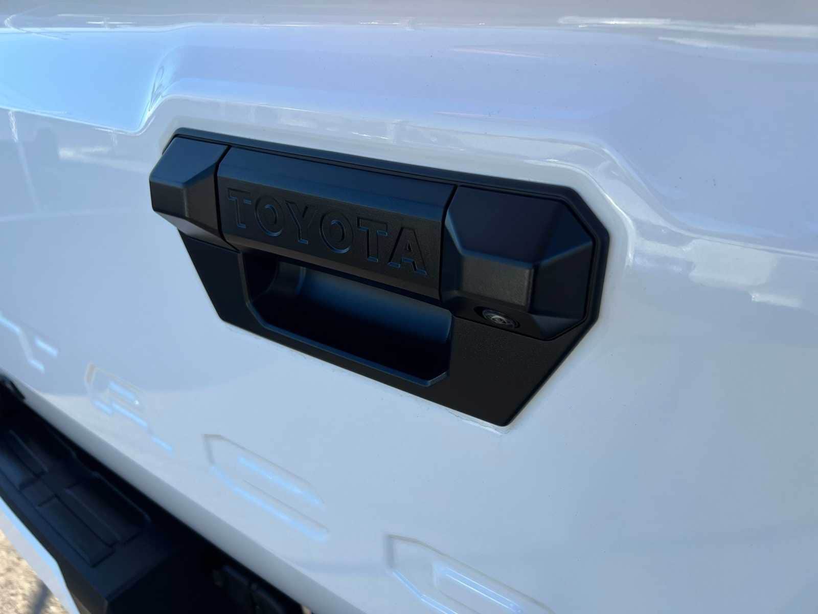 Thumbnail: 2024 Toyota Tacoma - 6