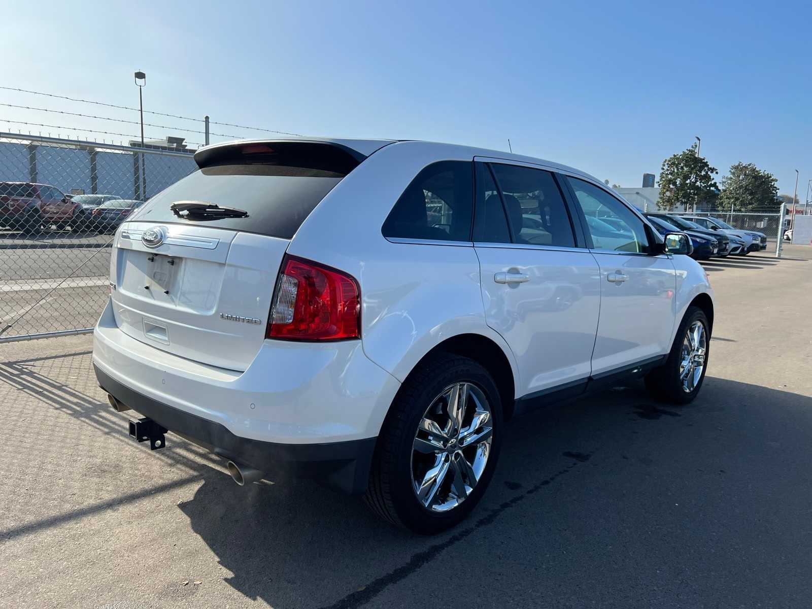 Thumbnail: 2013 Ford Edge - 9