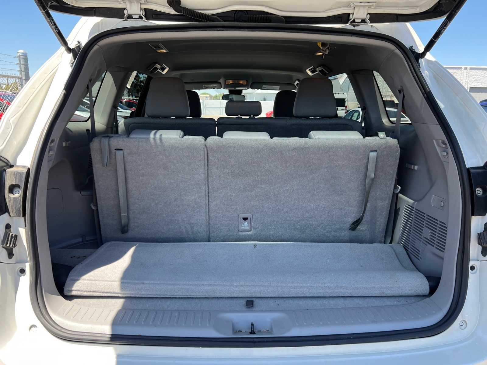 Thumbnail: 2019 Toyota Highlander - 7