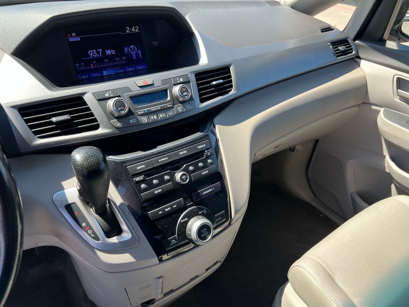 Thumbnail: 2011 Honda Odyssey - 37