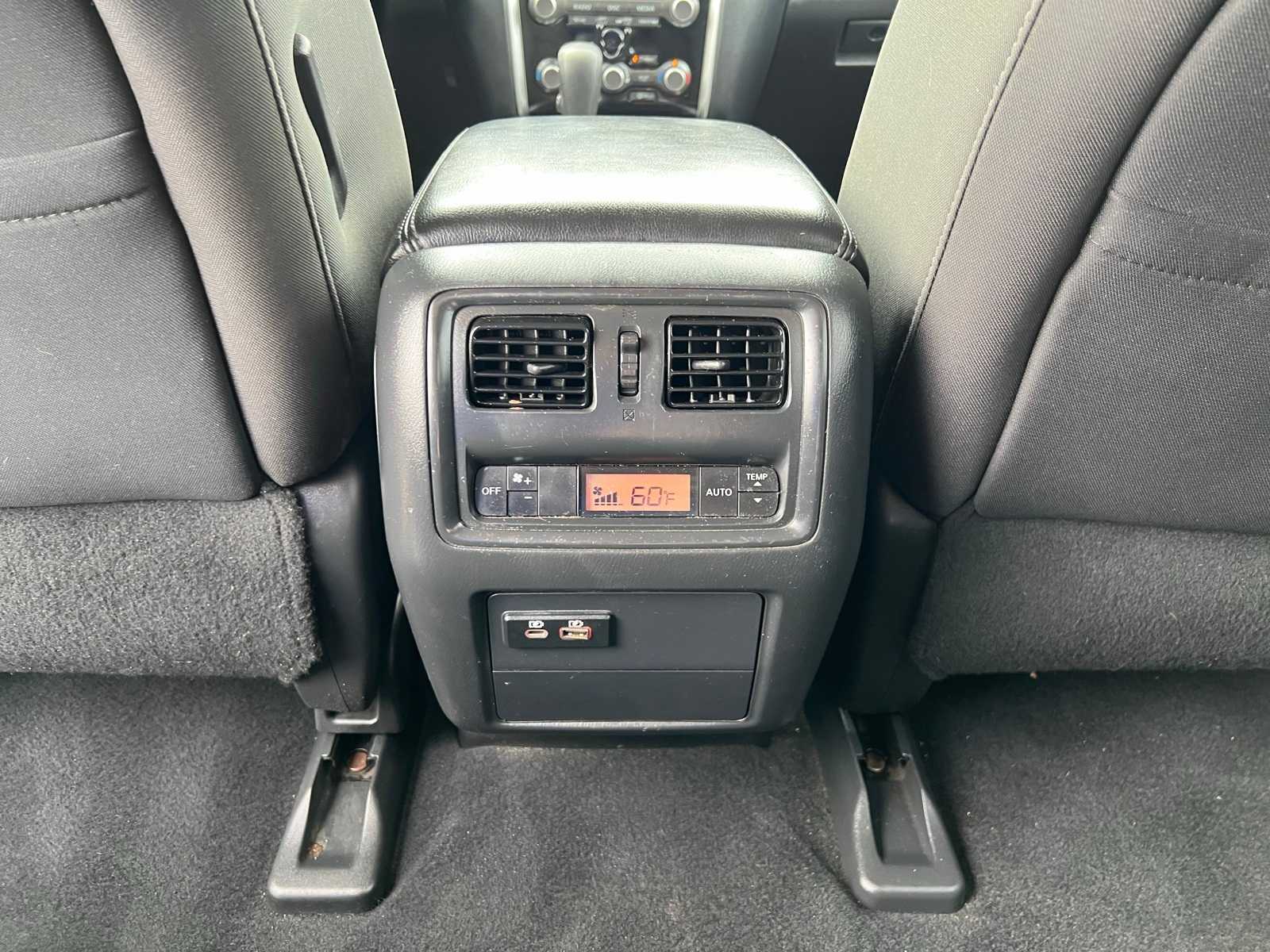 Thumbnail: 2020 Nissan Pathfinder - 31