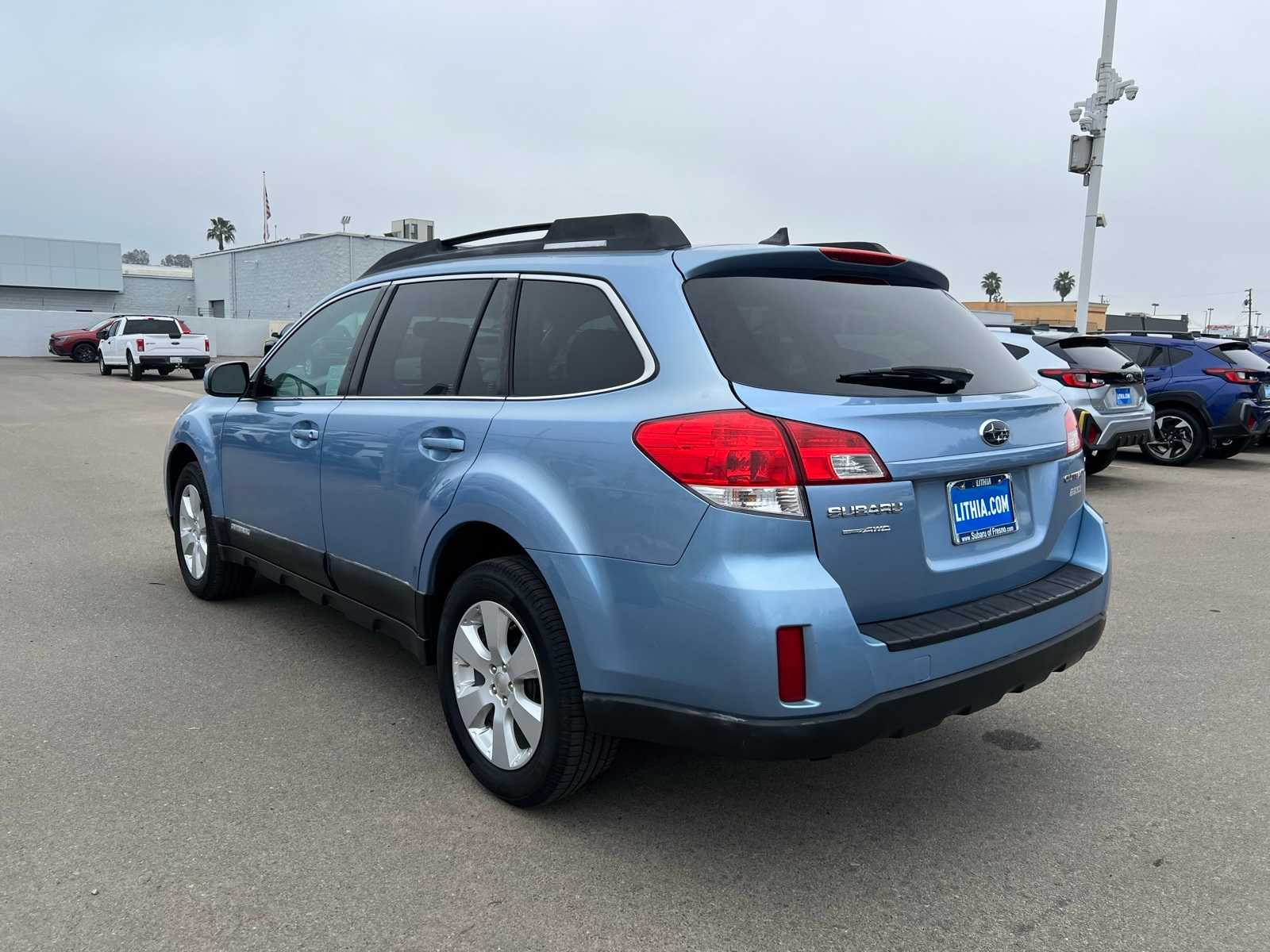 Thumbnail: 2011 Subaru Outback - 3