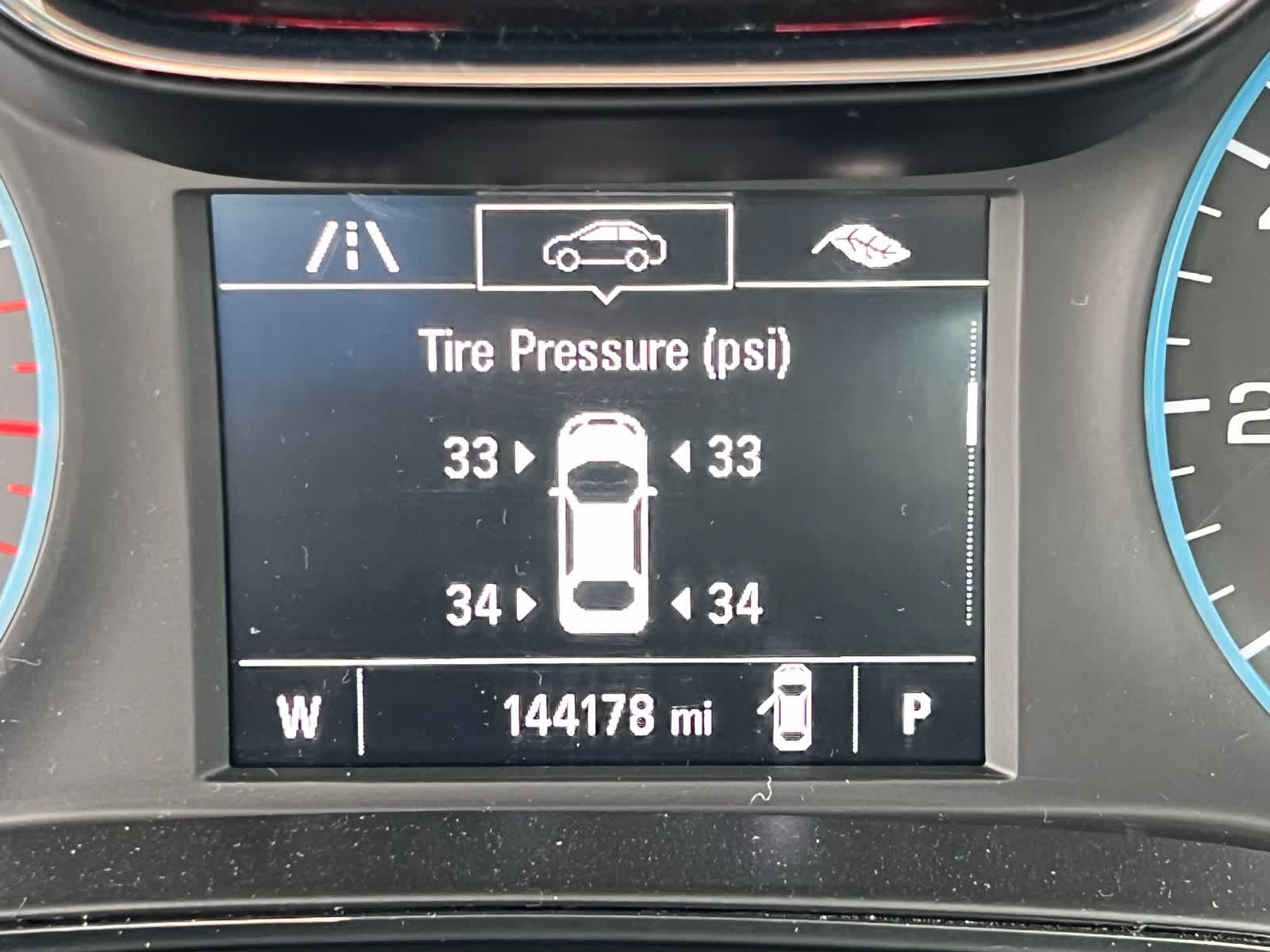 Thumbnail: 2016 Chevrolet Cruze - 44