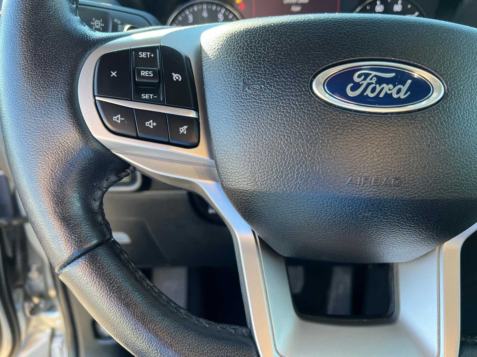 Thumbnail: 2021 Ford Explorer - 37