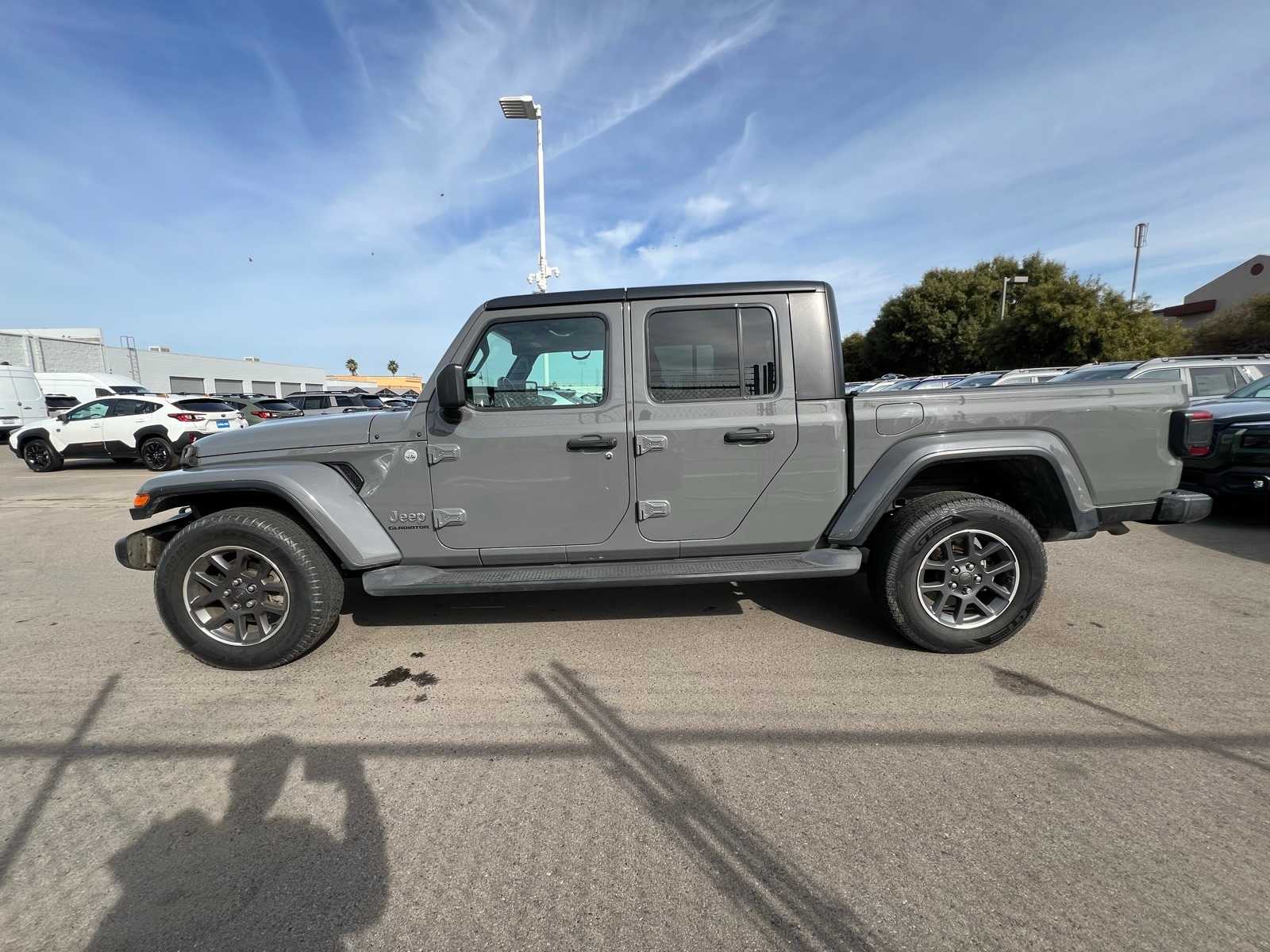 Thumbnail: 2021 Jeep Gladiator - 2