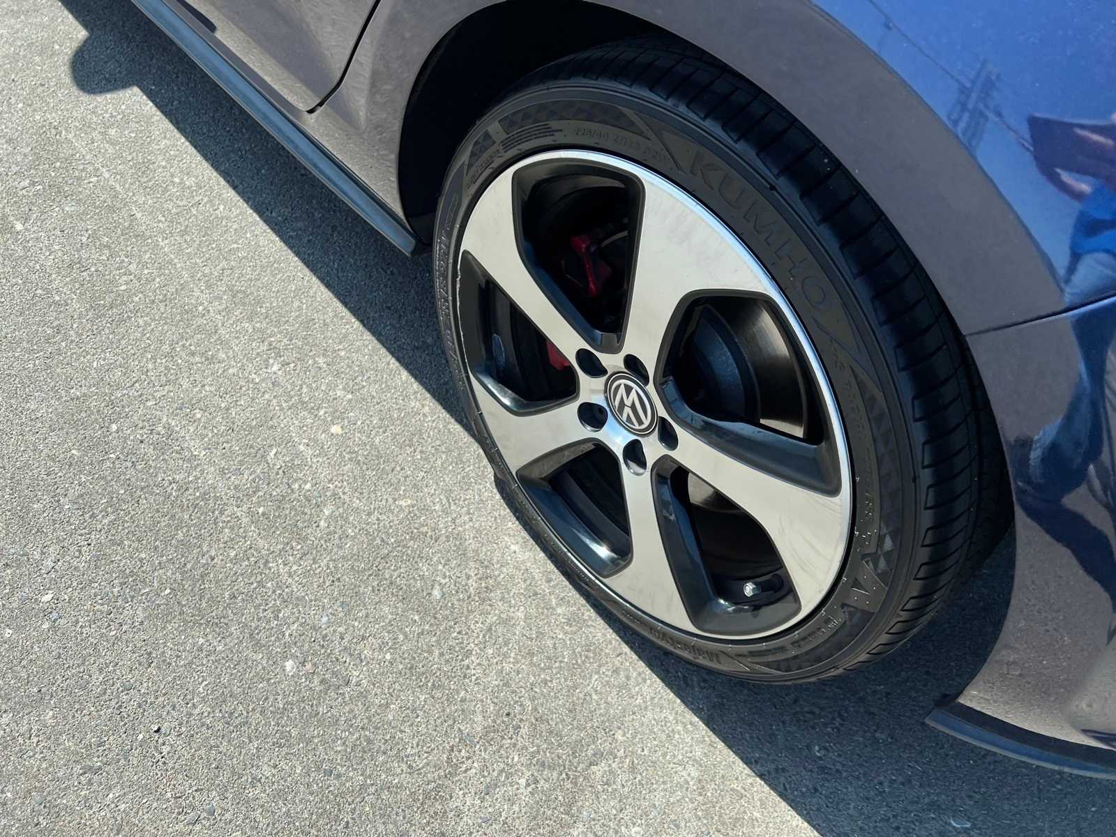 2017 Volkswagen Golf GTI Autobahn 15