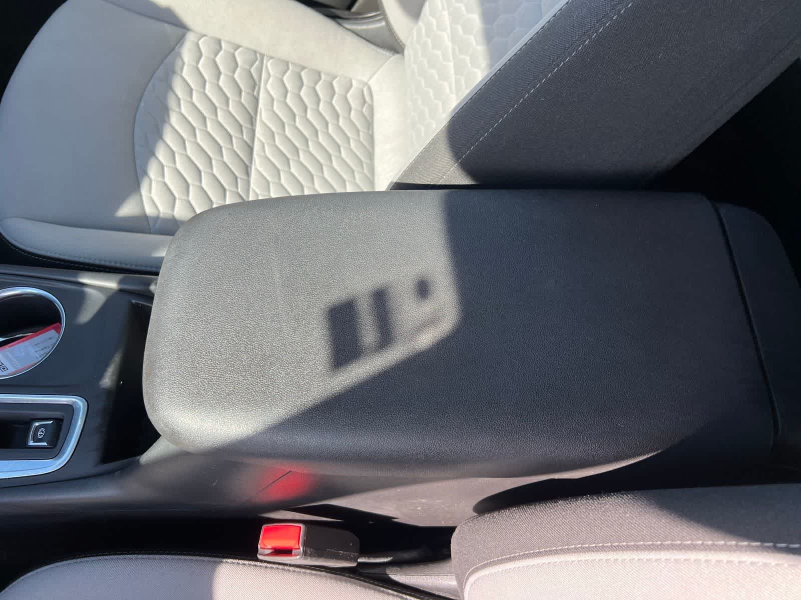 Thumbnail: 2020 Chevrolet Equinox - 41