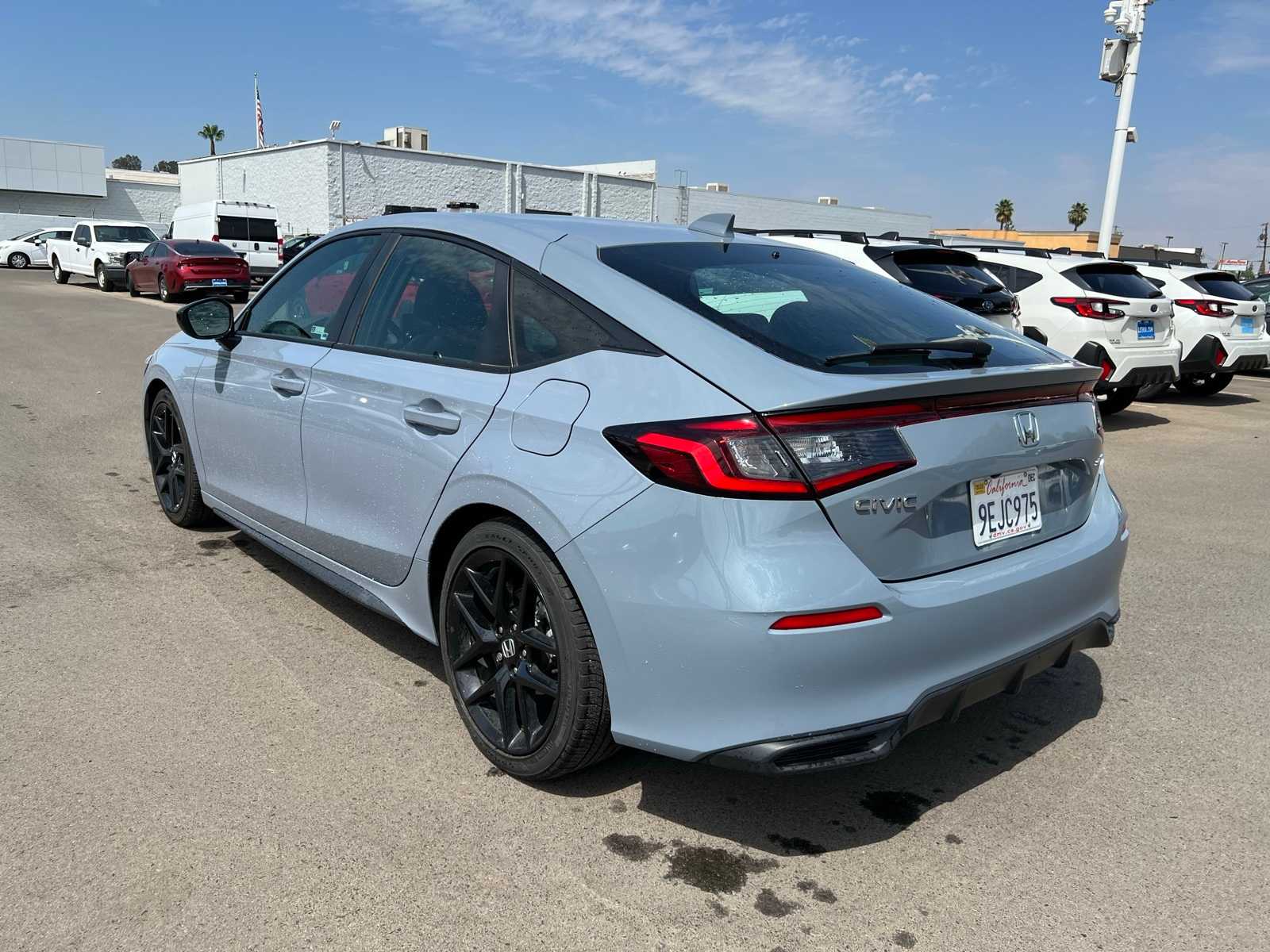 Thumbnail: 2023 Honda Civic - 3